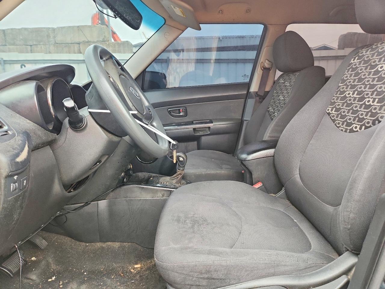 2011 Kia Soul + Teal vin: KNDJT2A21B7314872
