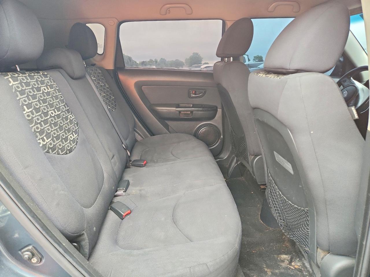 2011 Kia Soul + Teal vin: KNDJT2A21B7314872