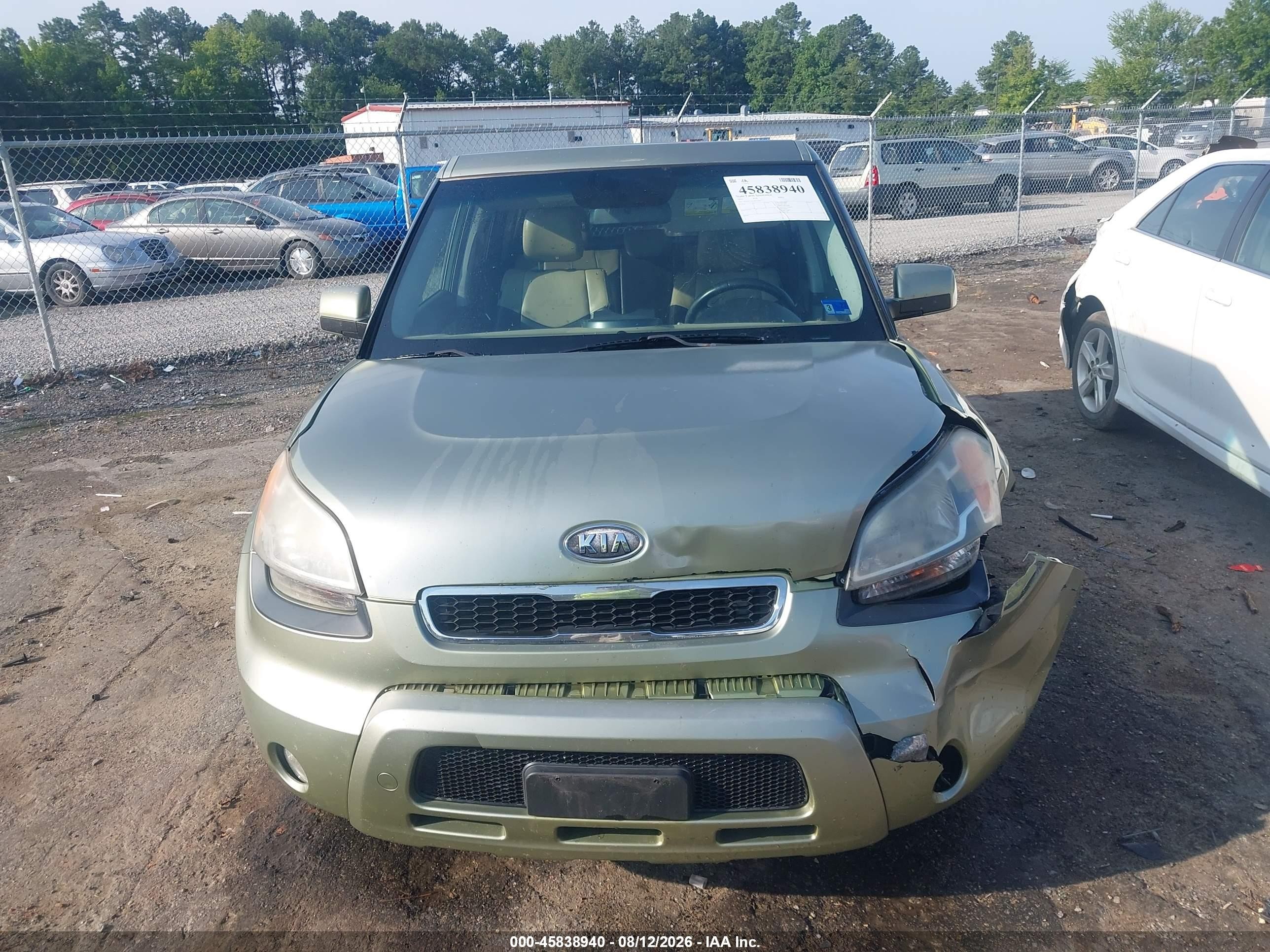 2011 Kia Soul ! Green vin: KNDJT2A21B7319442