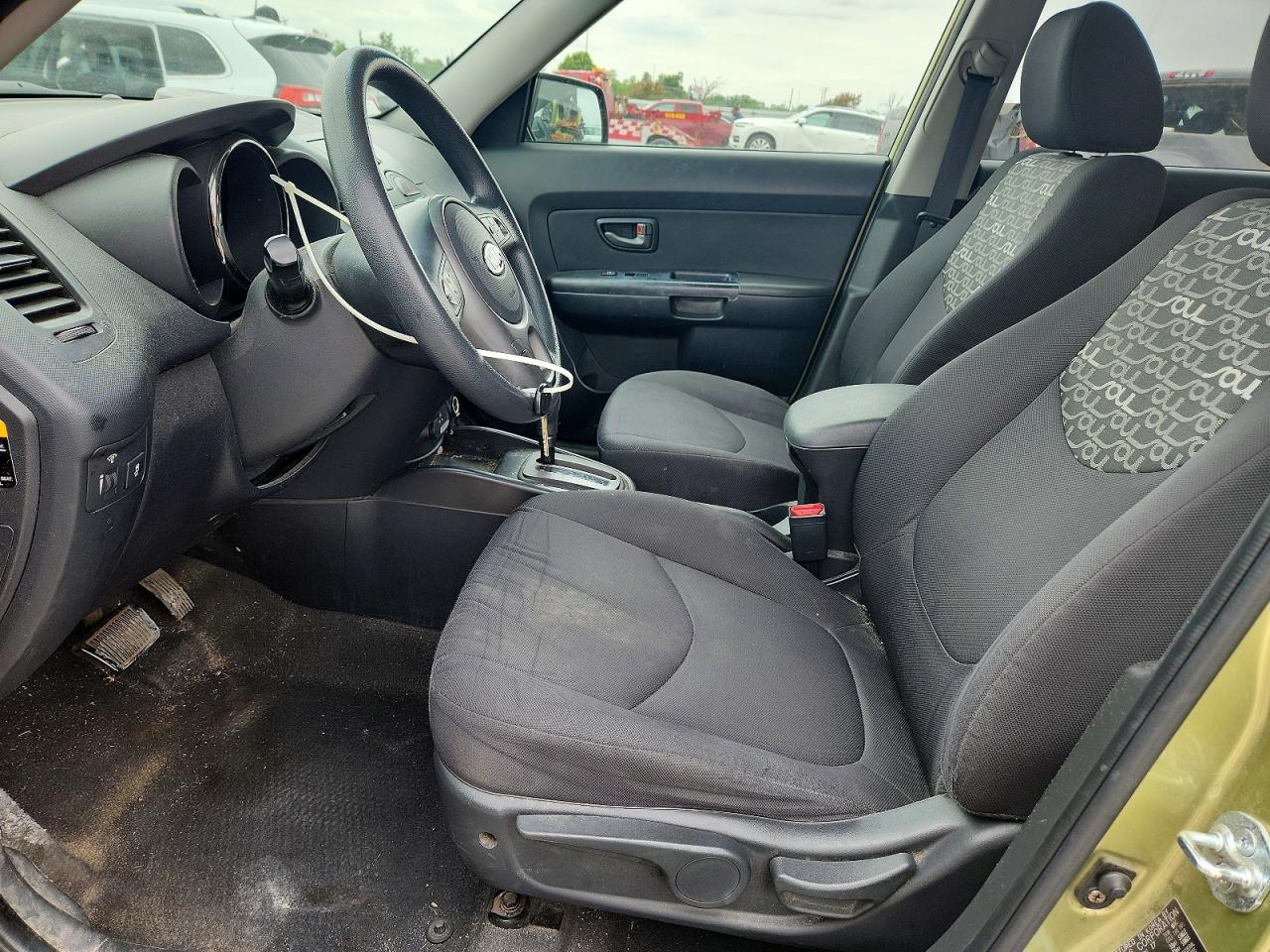 2010 Kia Soul + Green vin: KNDJT2A22A7144892