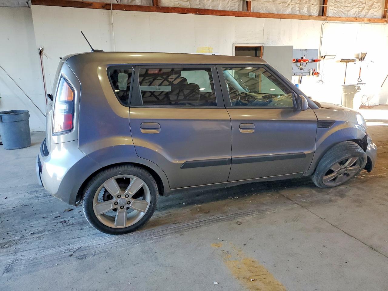 2010 Kia Soul + Gray vin: KNDJT2A22A7178735