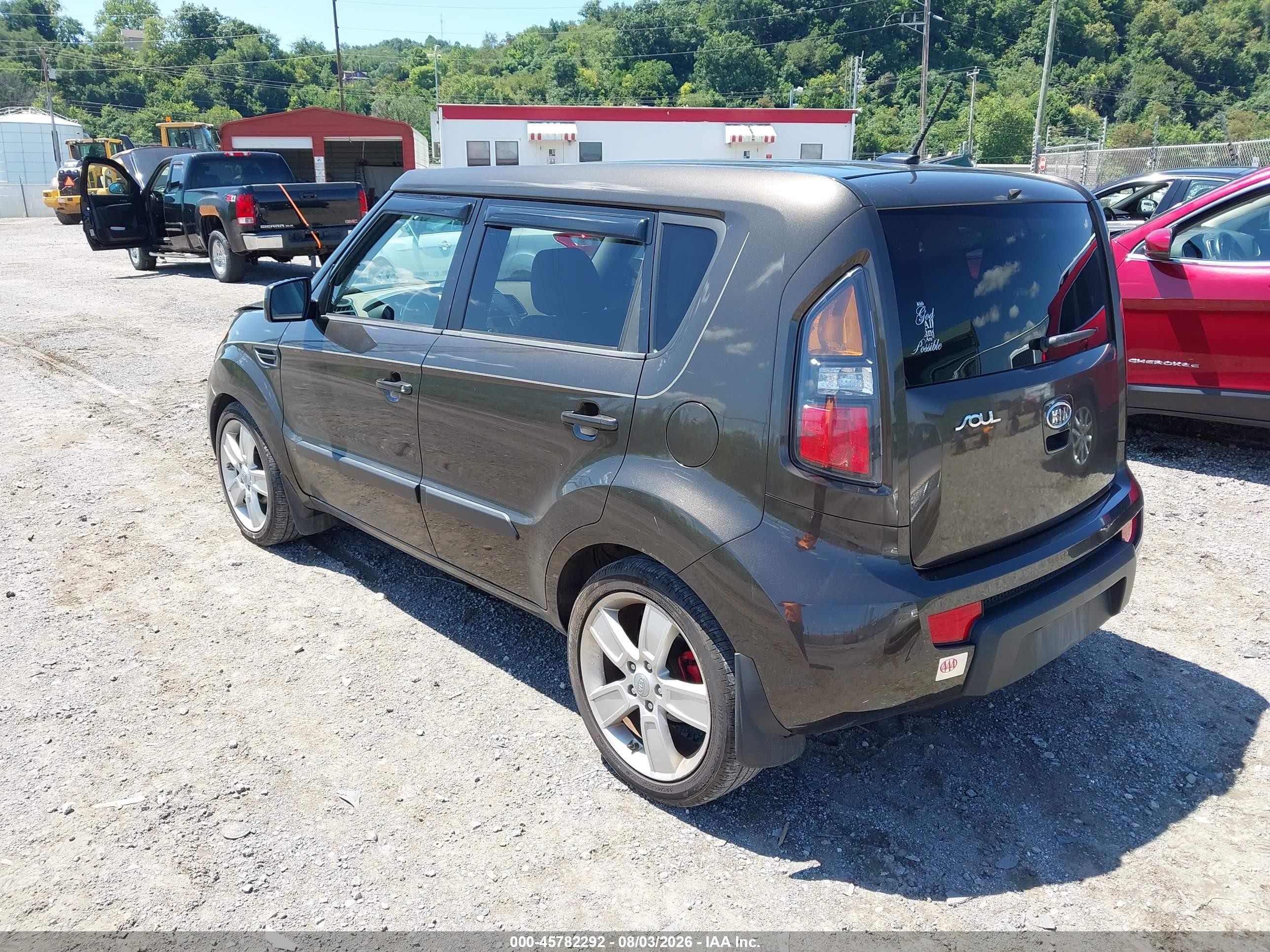 2011 Kia Soul ! Dark Brown vin: KNDJT2A22B7216451