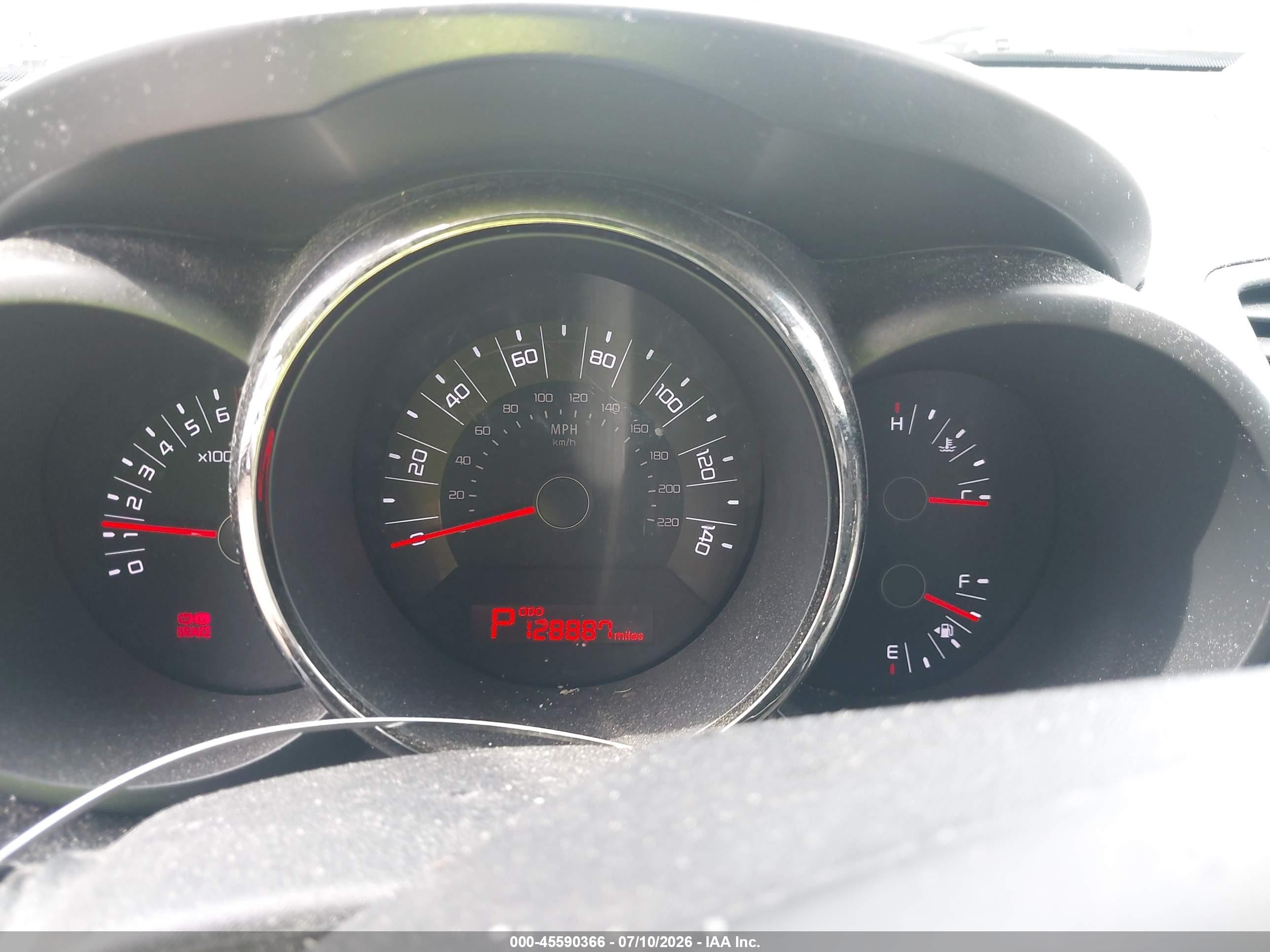 2011 Kia Soul + Серый vin: KNDJT2A22B7233170