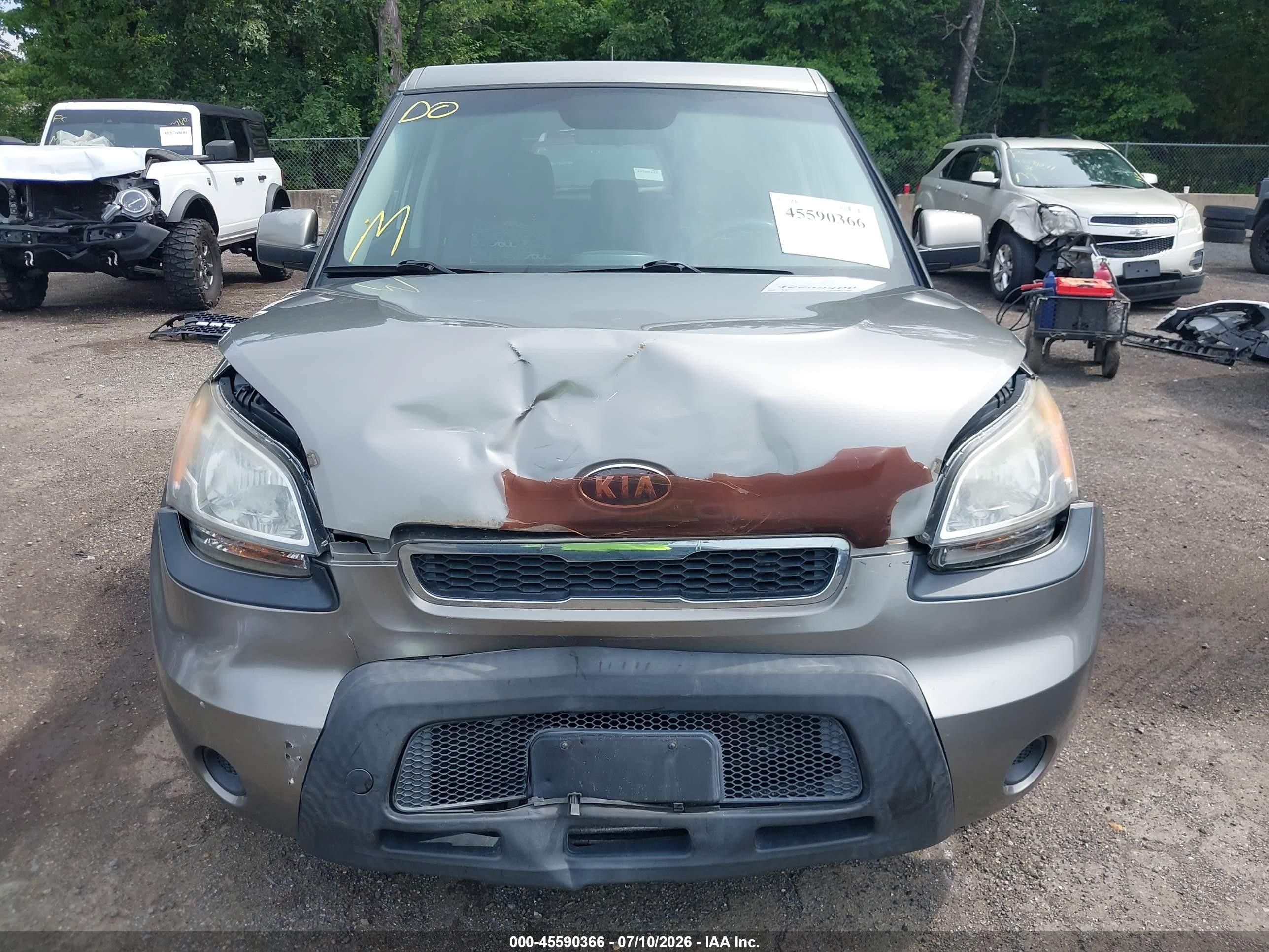 2011 Kia Soul + Серый vin: KNDJT2A22B7233170