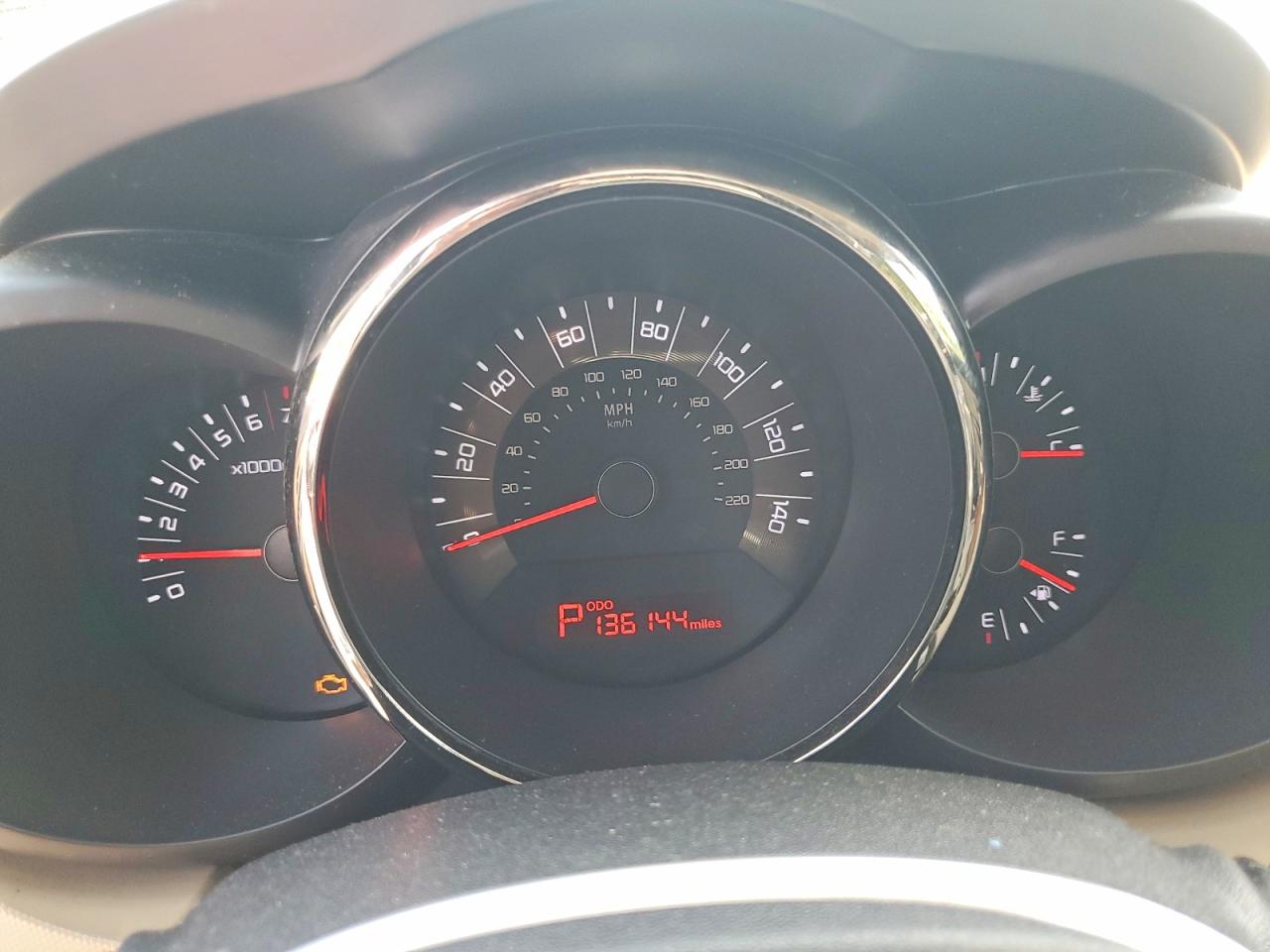2011 Kia Soul ! Green vin: KNDJT2A22B7327419