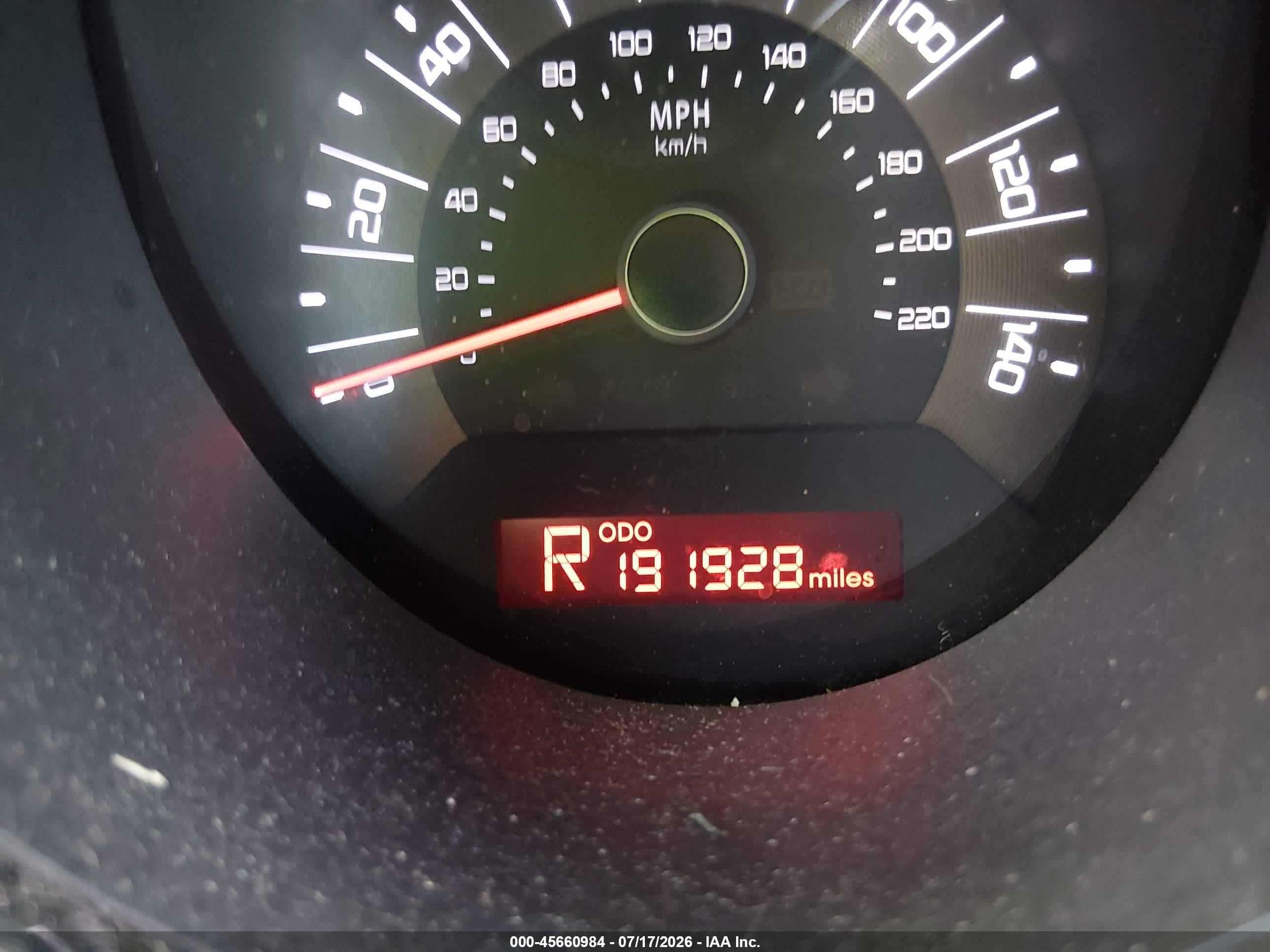 2011 Kia Soul Sport Silver vin: KNDJT2A22B7705979