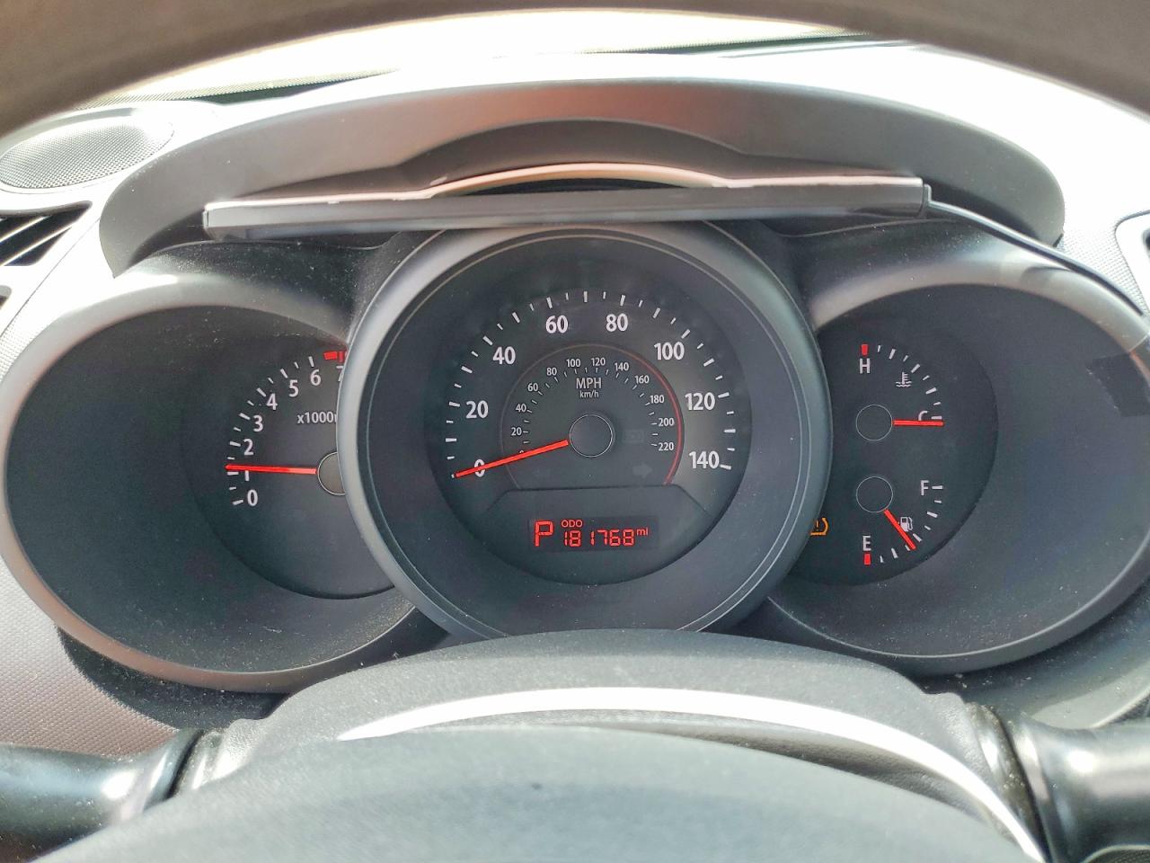 2010 Kia Soul + Silver vin: KNDJT2A23A7038807