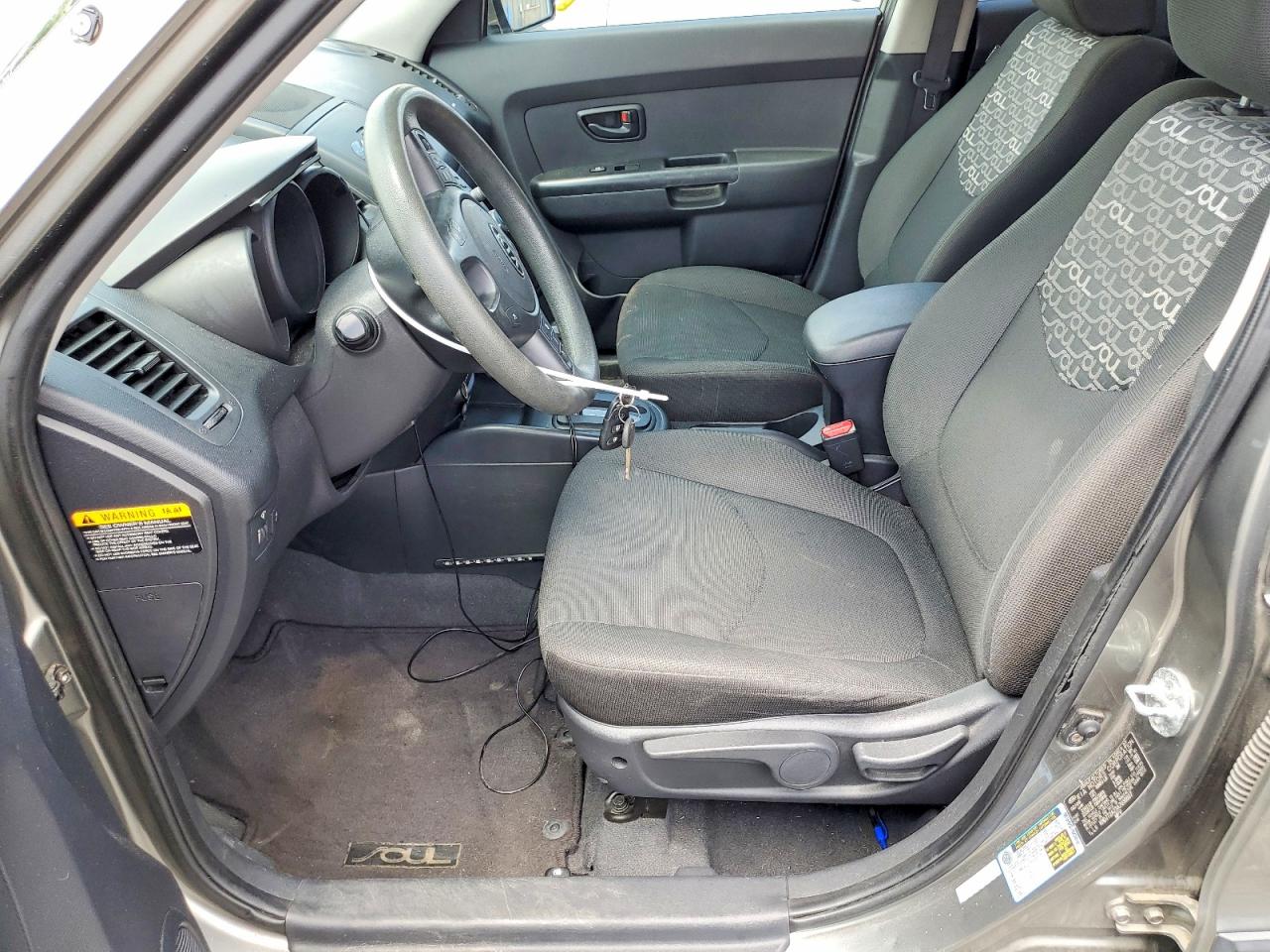 2010 Kia Soul + Silver vin: KNDJT2A23A7038807