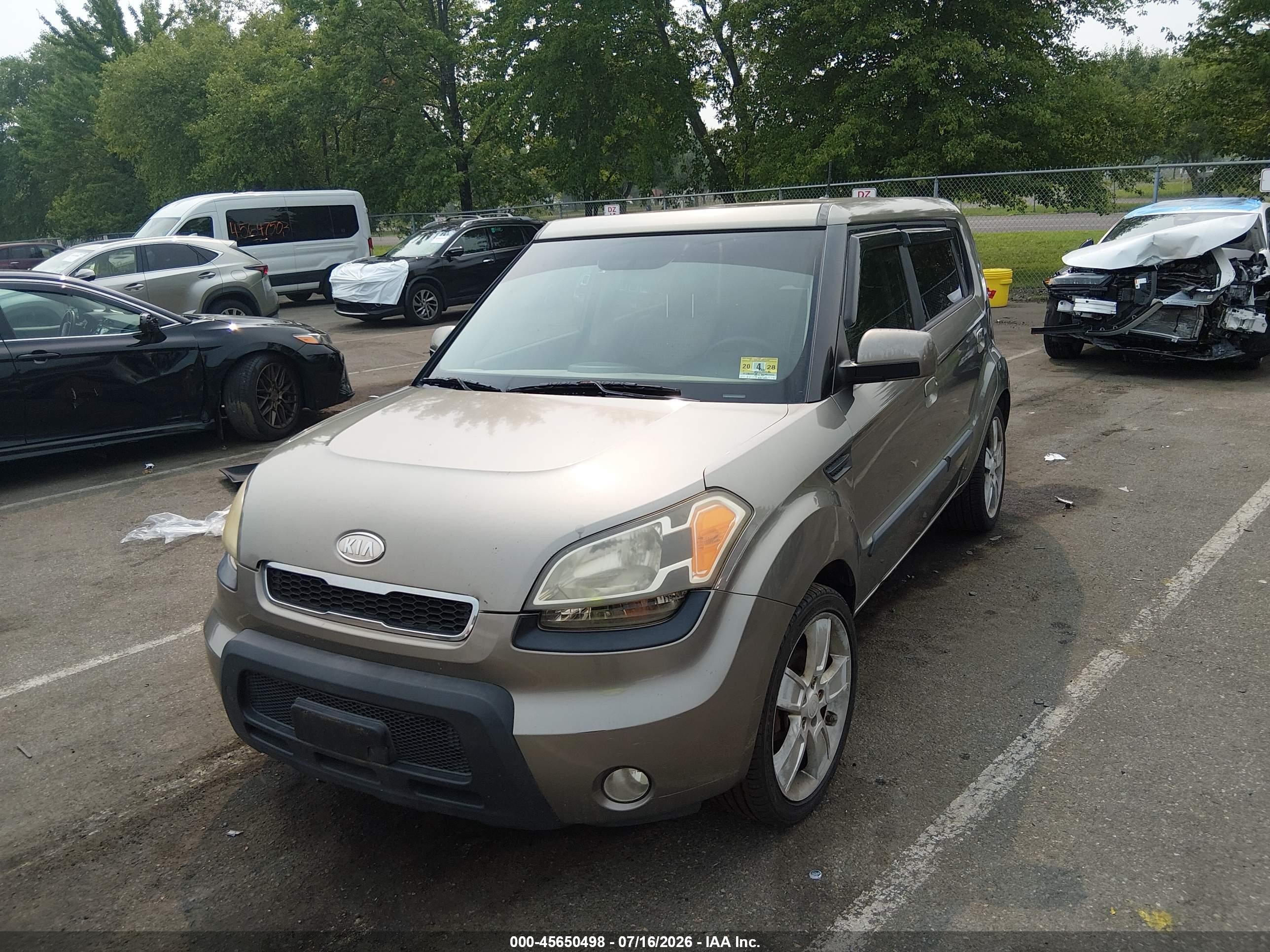 2010 Kia Soul ! Green vin: KNDJT2A23A7085836