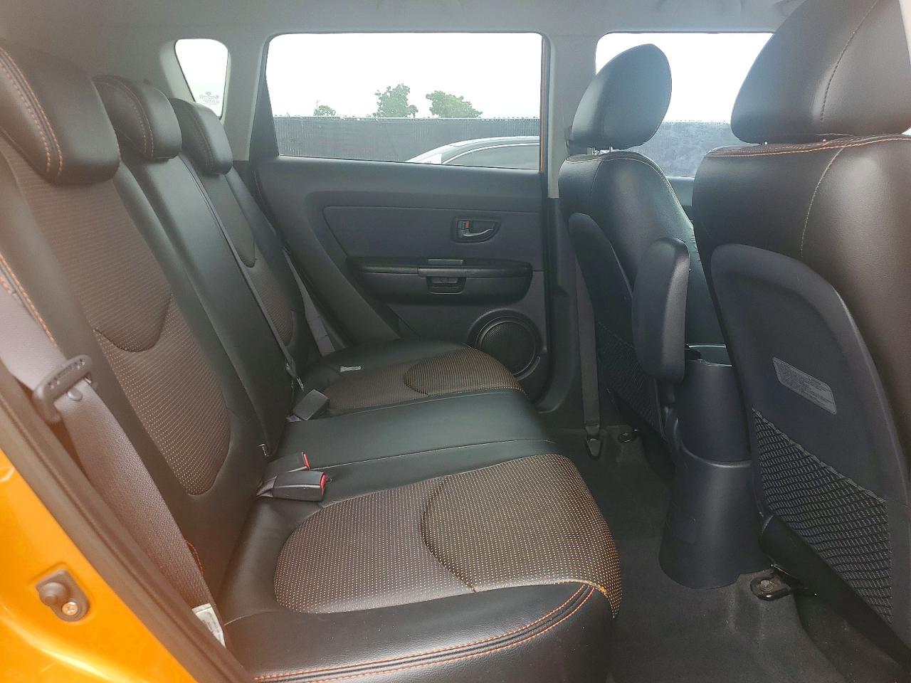 2010 Kia Soul + Orange vin: KNDJT2A23A7112419