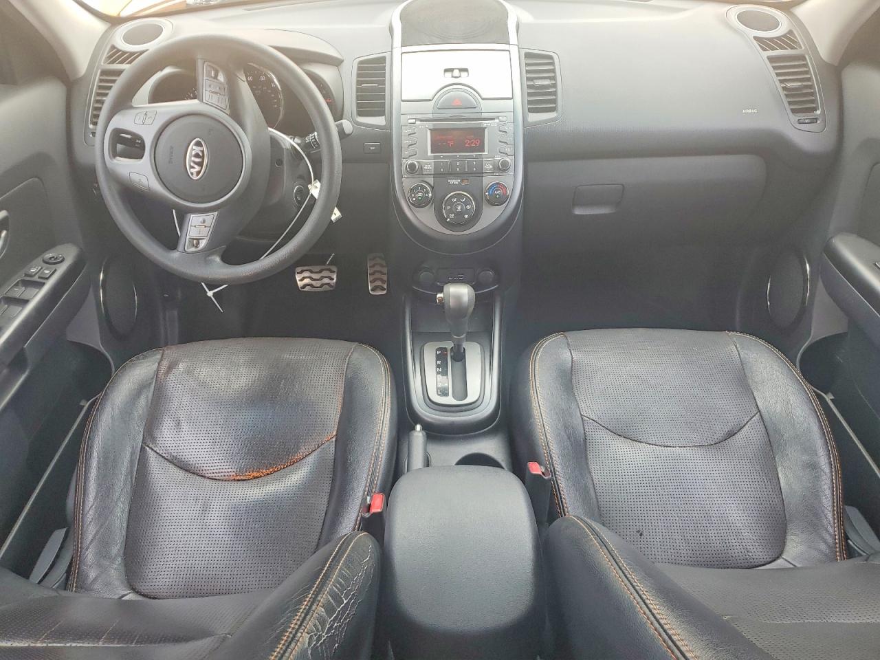 2010 Kia Soul + Orange vin: KNDJT2A23A7112419