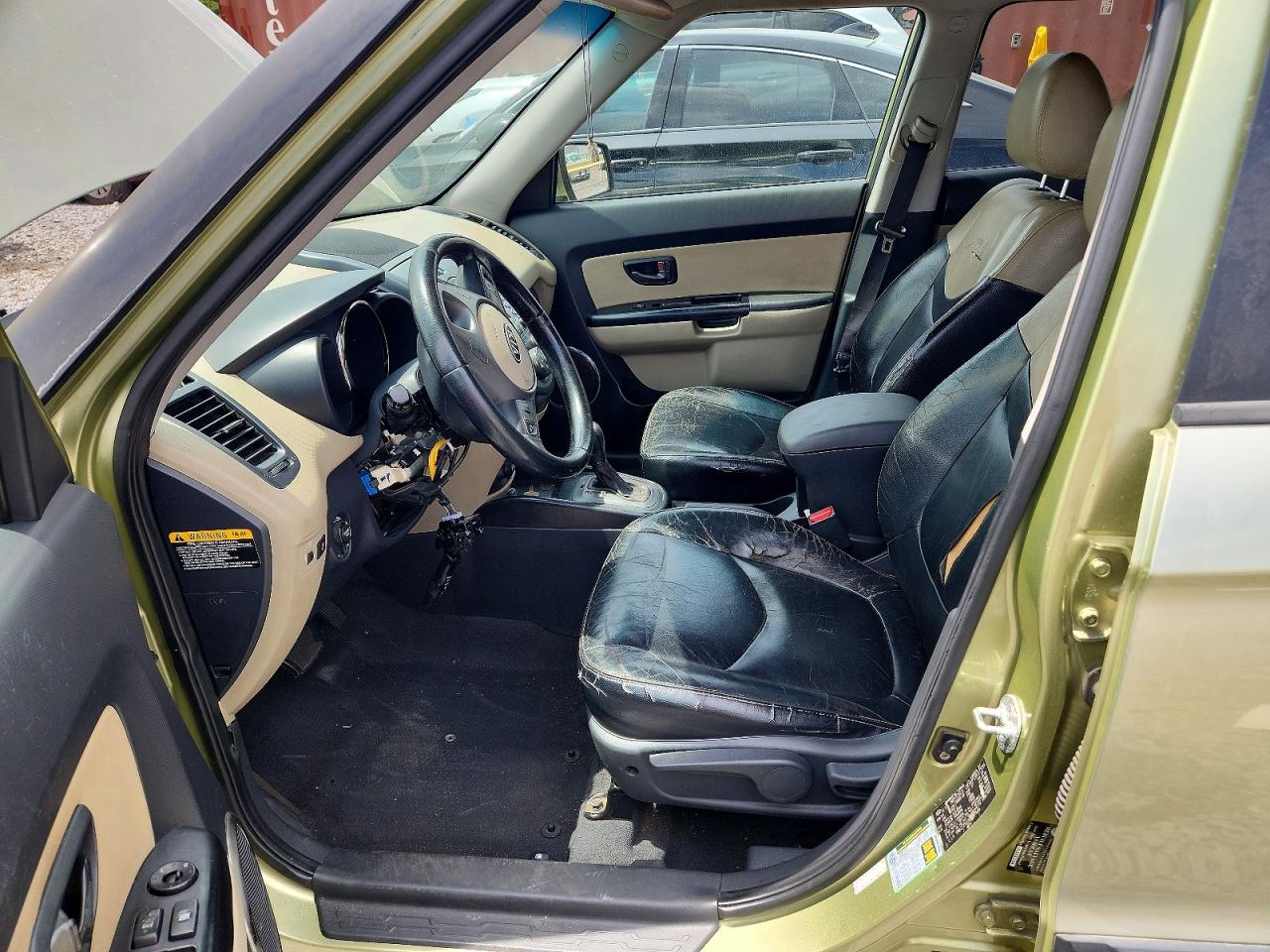 2011 Kia Soul ! Green vin: KNDJT2A23B7217446