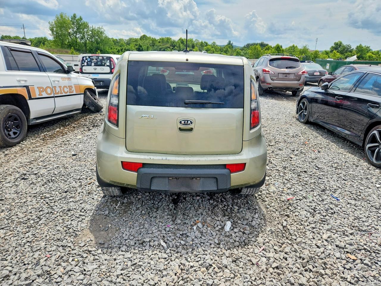 2011 Kia Soul ! Green vin: KNDJT2A23B7217446