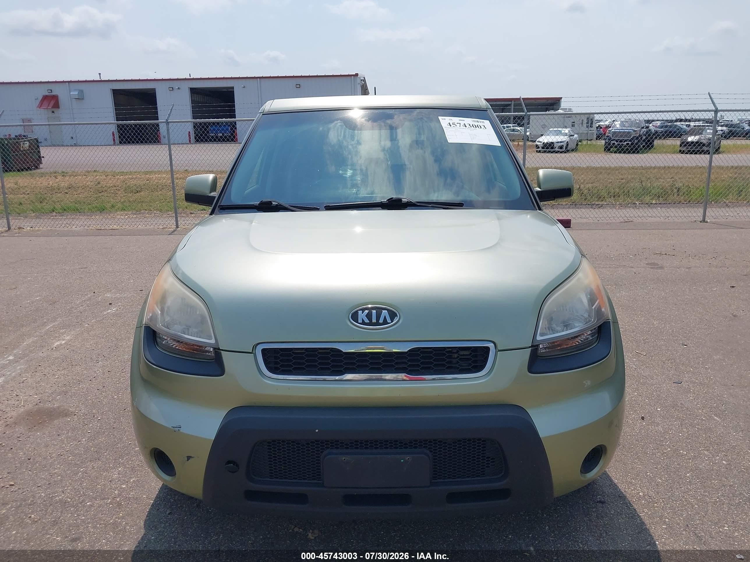 2011 Kia Soul + Green vin: KNDJT2A23B7259759