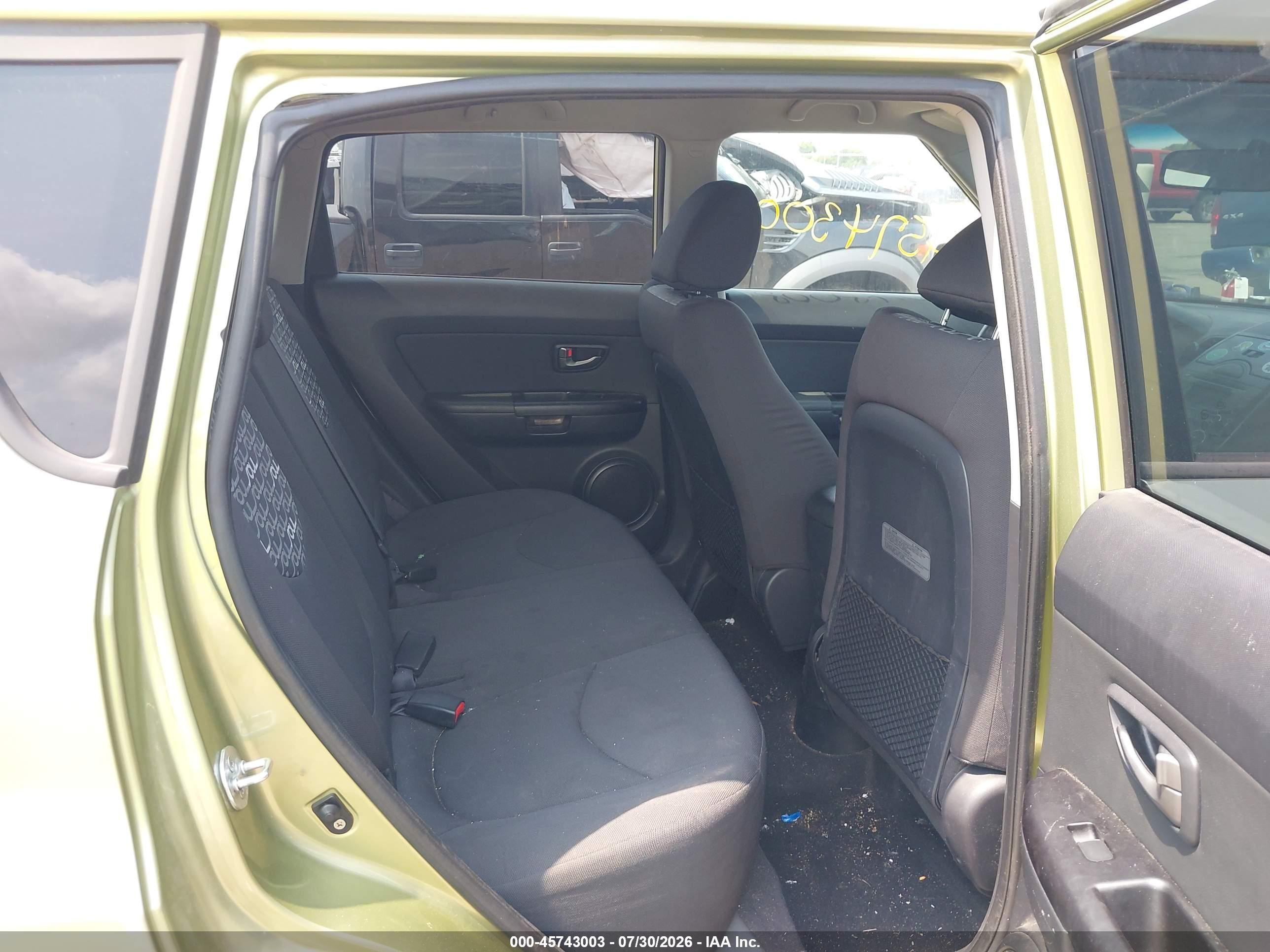 2011 Kia Soul + Green vin: KNDJT2A23B7259759