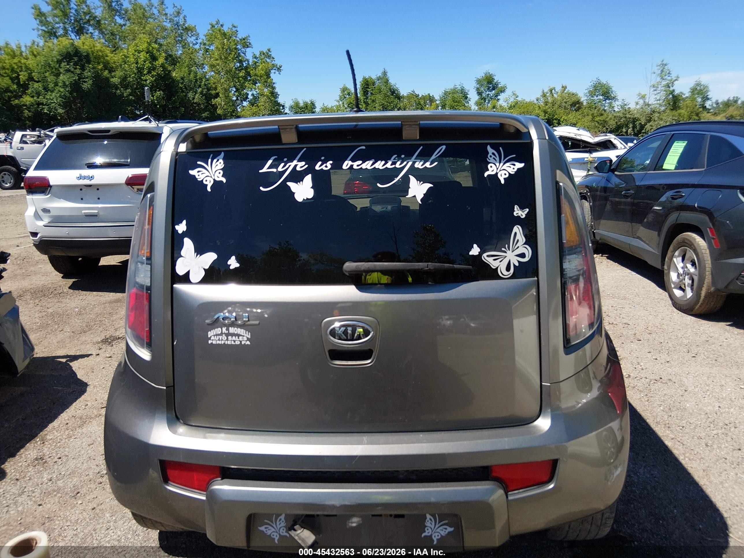 2011 Kia Soul ! Серый vin: KNDJT2A23B7281552