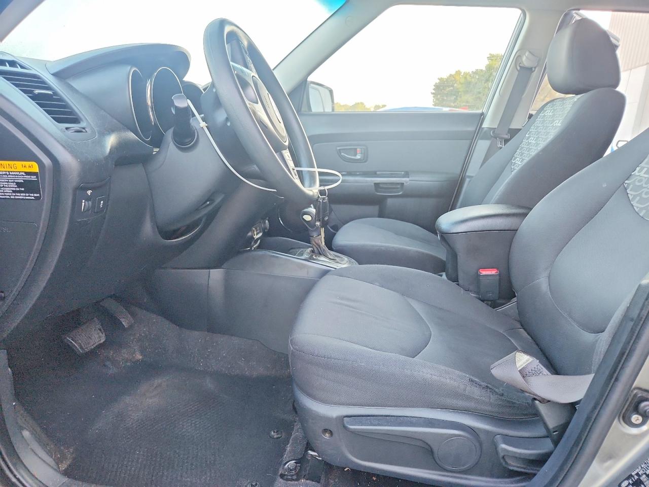 2011 Kia Soul Green vin: KNDJT2A23B7302190