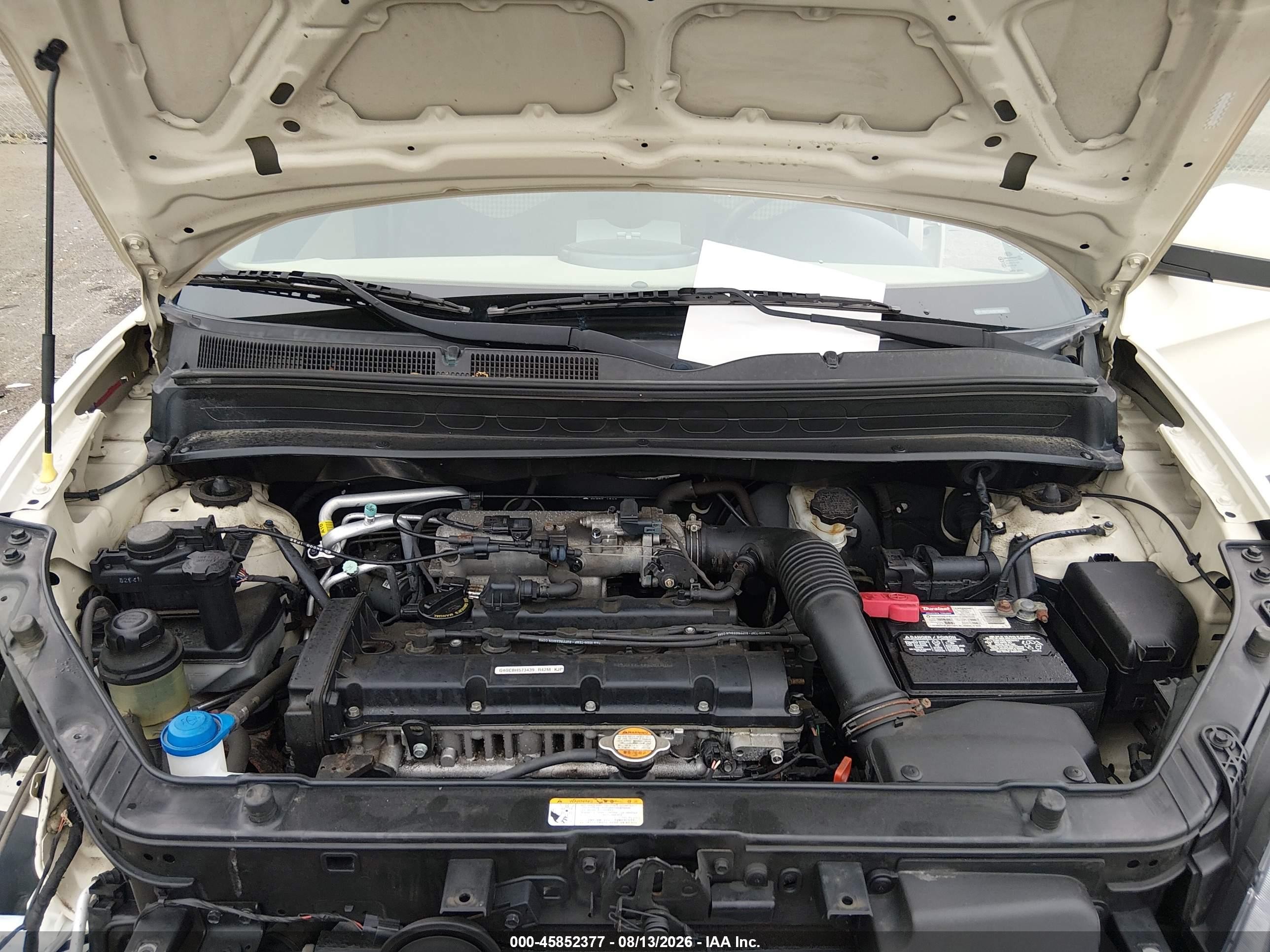 2011 Kia Soul ! Кремовый vin: KNDJT2A23B7346562