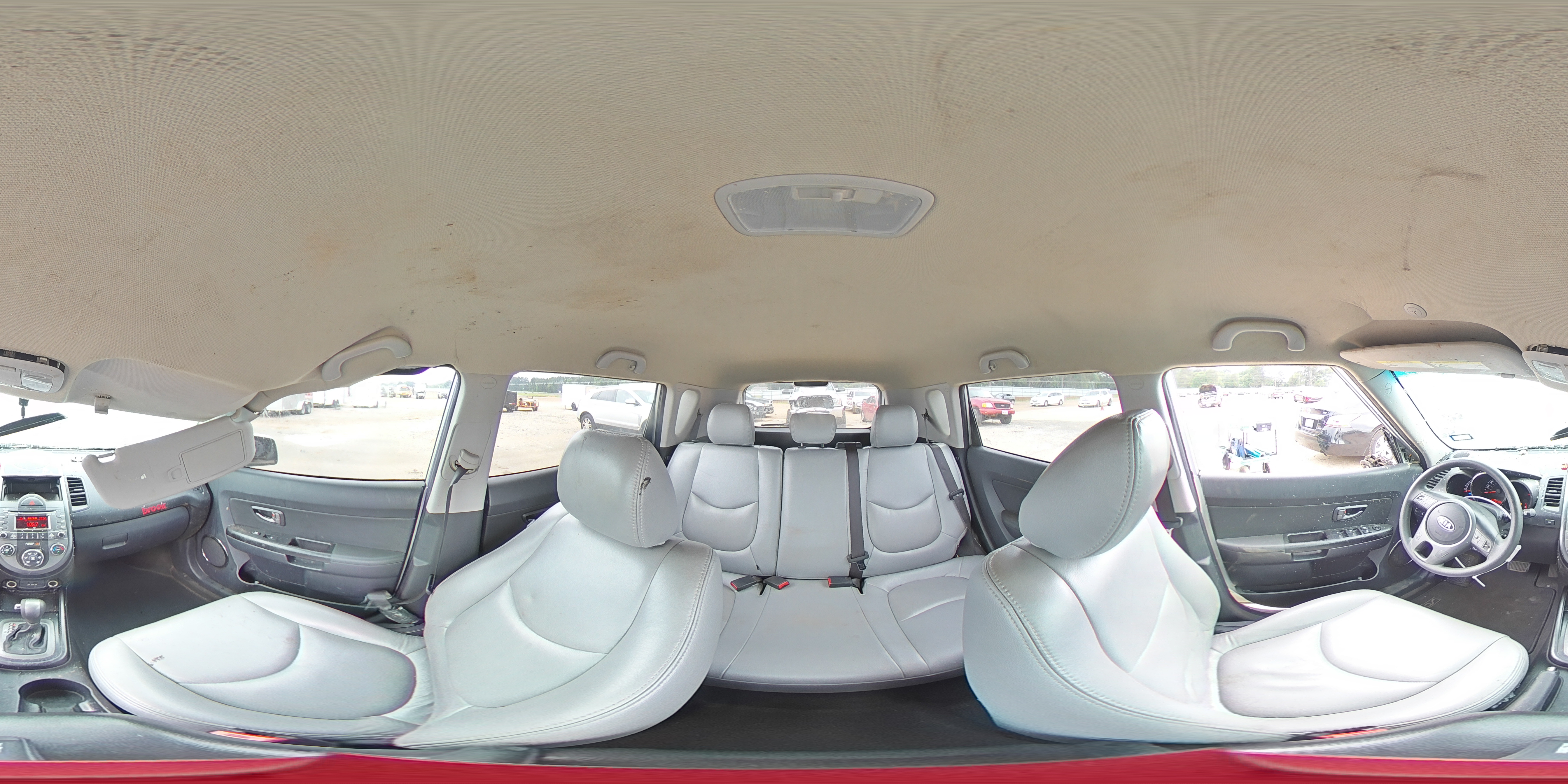 2011 Kia Soul + Silver vin: KNDJT2A23B7708096
