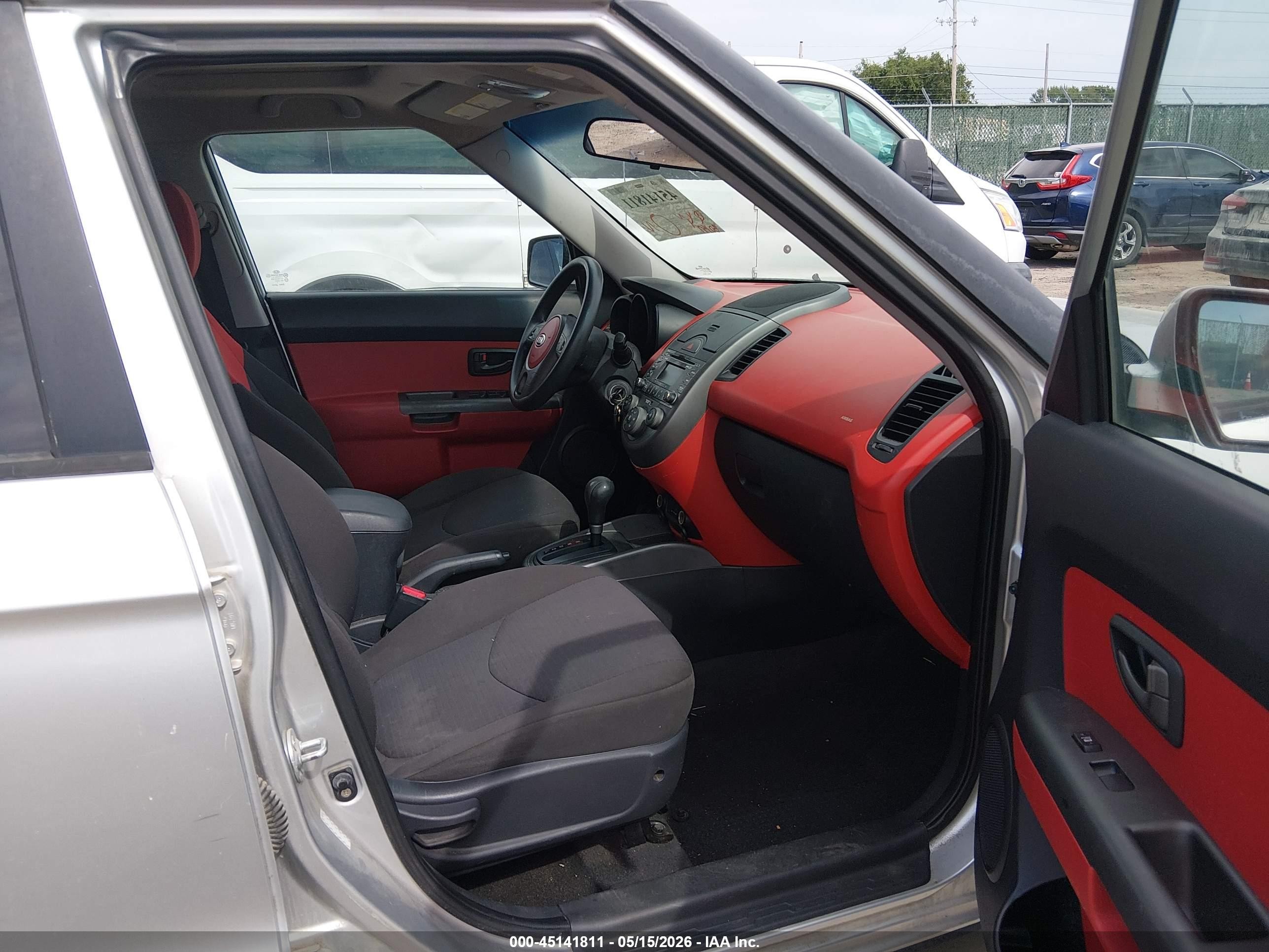 2010 Kia Soul Sport Silver vin: KNDJT2A24A7045166