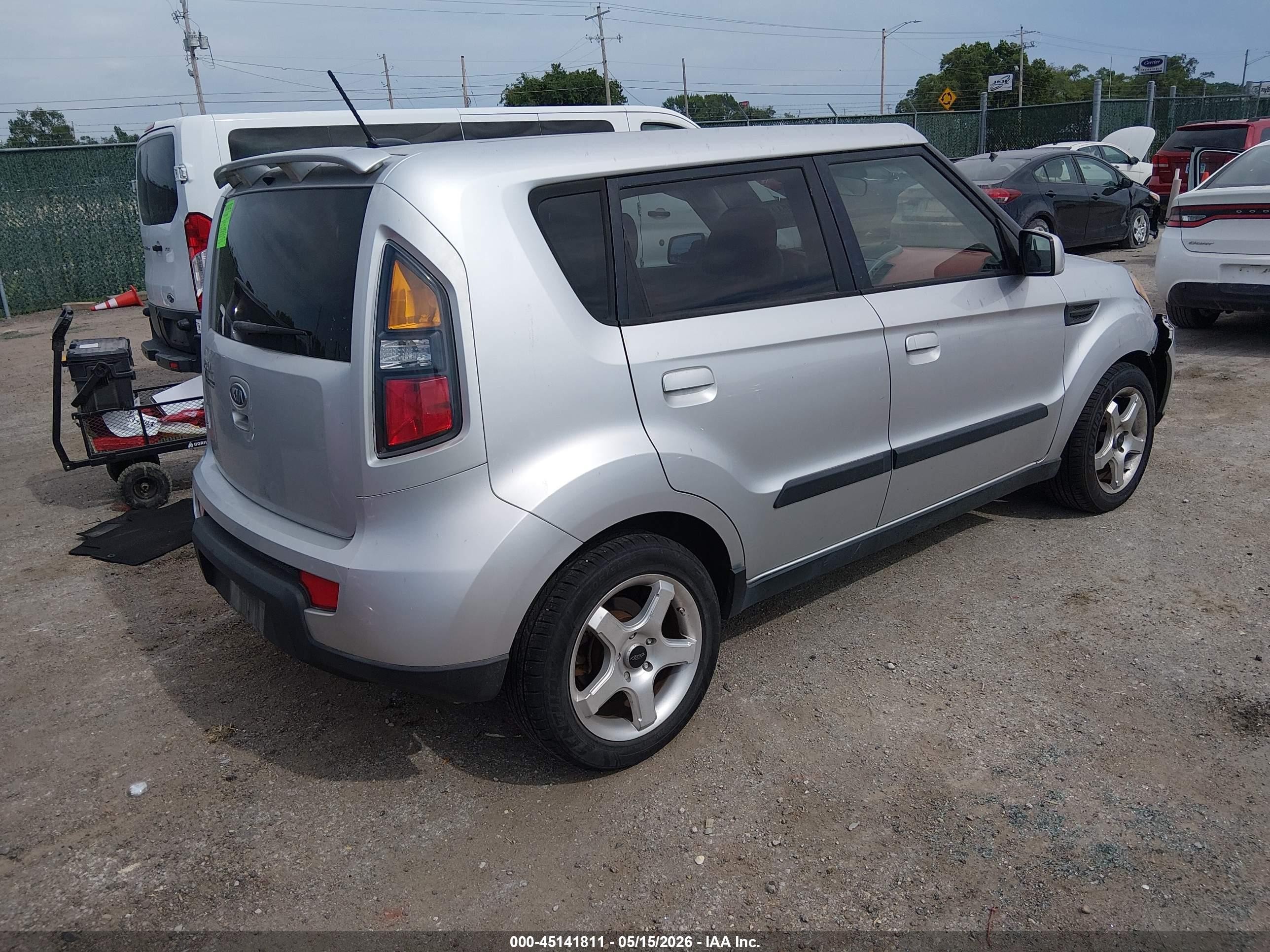 2010 Kia Soul Sport Silver vin: KNDJT2A24A7045166