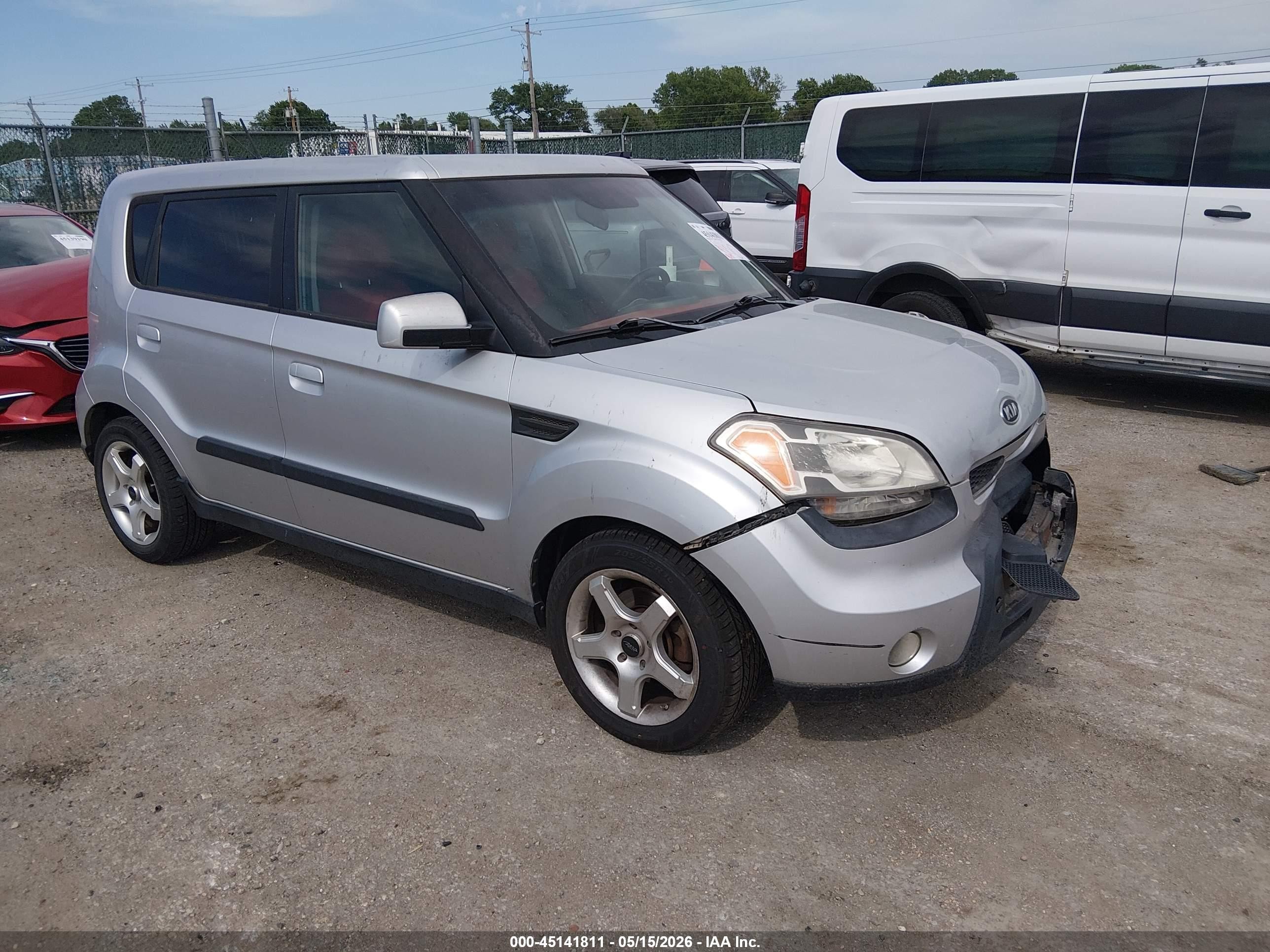 2010 Kia Soul Sport Silver vin: KNDJT2A24A7045166