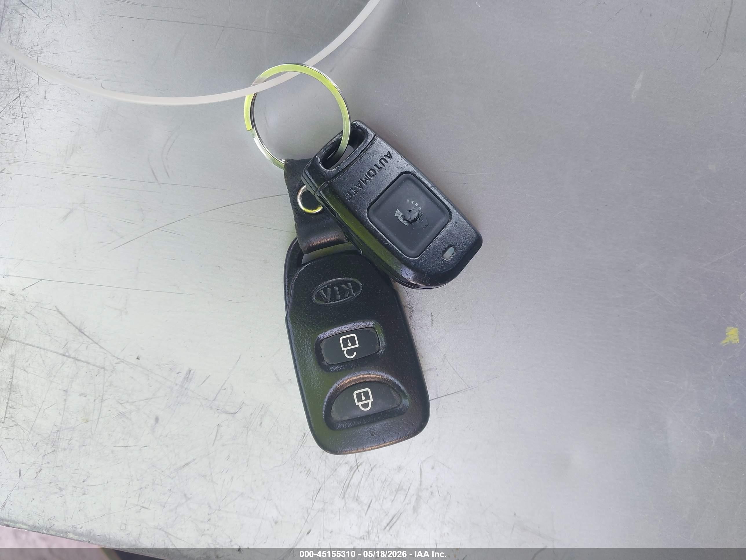 2010 Kia Soul + Green vin: KNDJT2A24A7117046