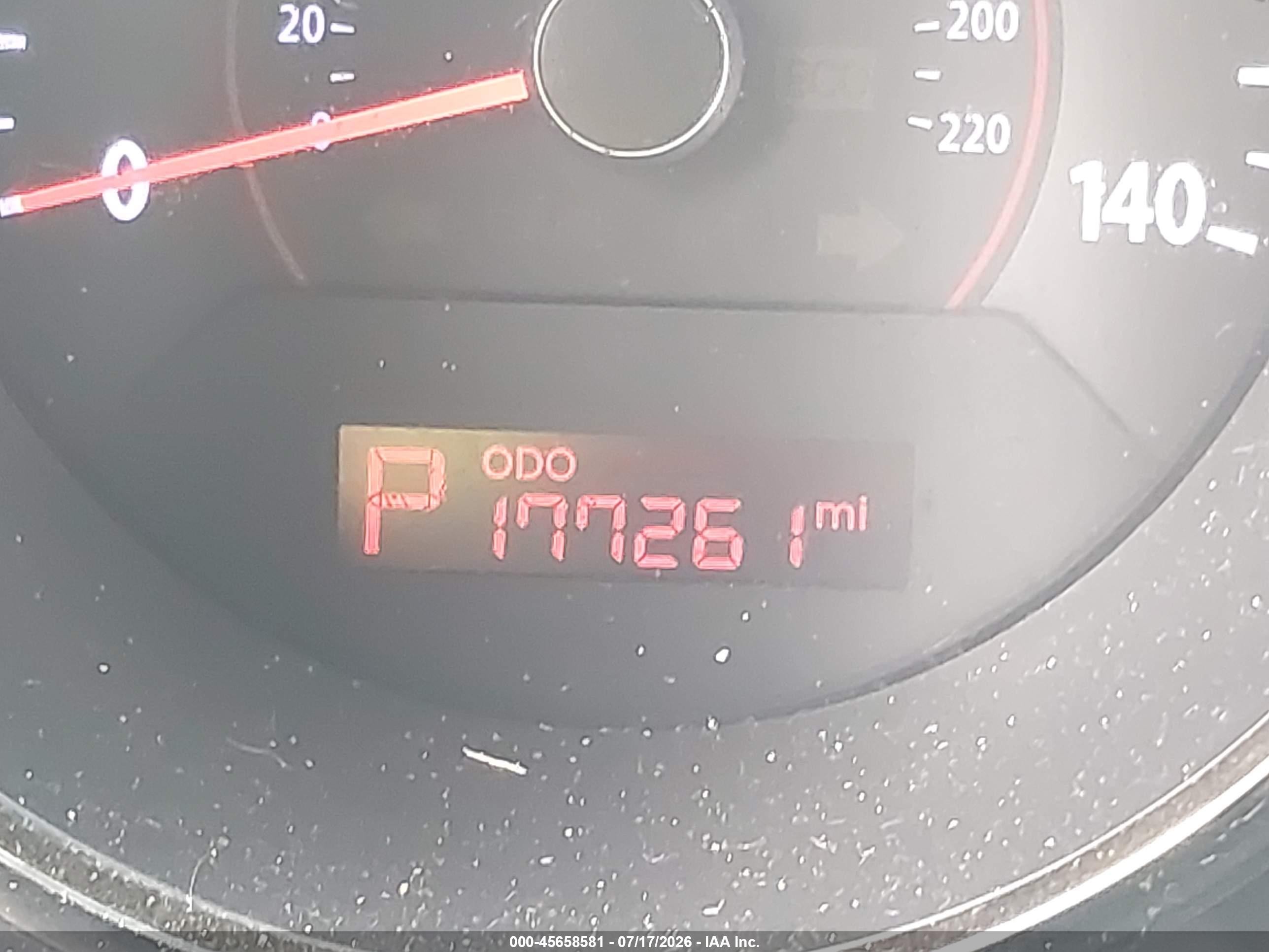2010 Kia Soul + White vin: KNDJT2A24A7703455