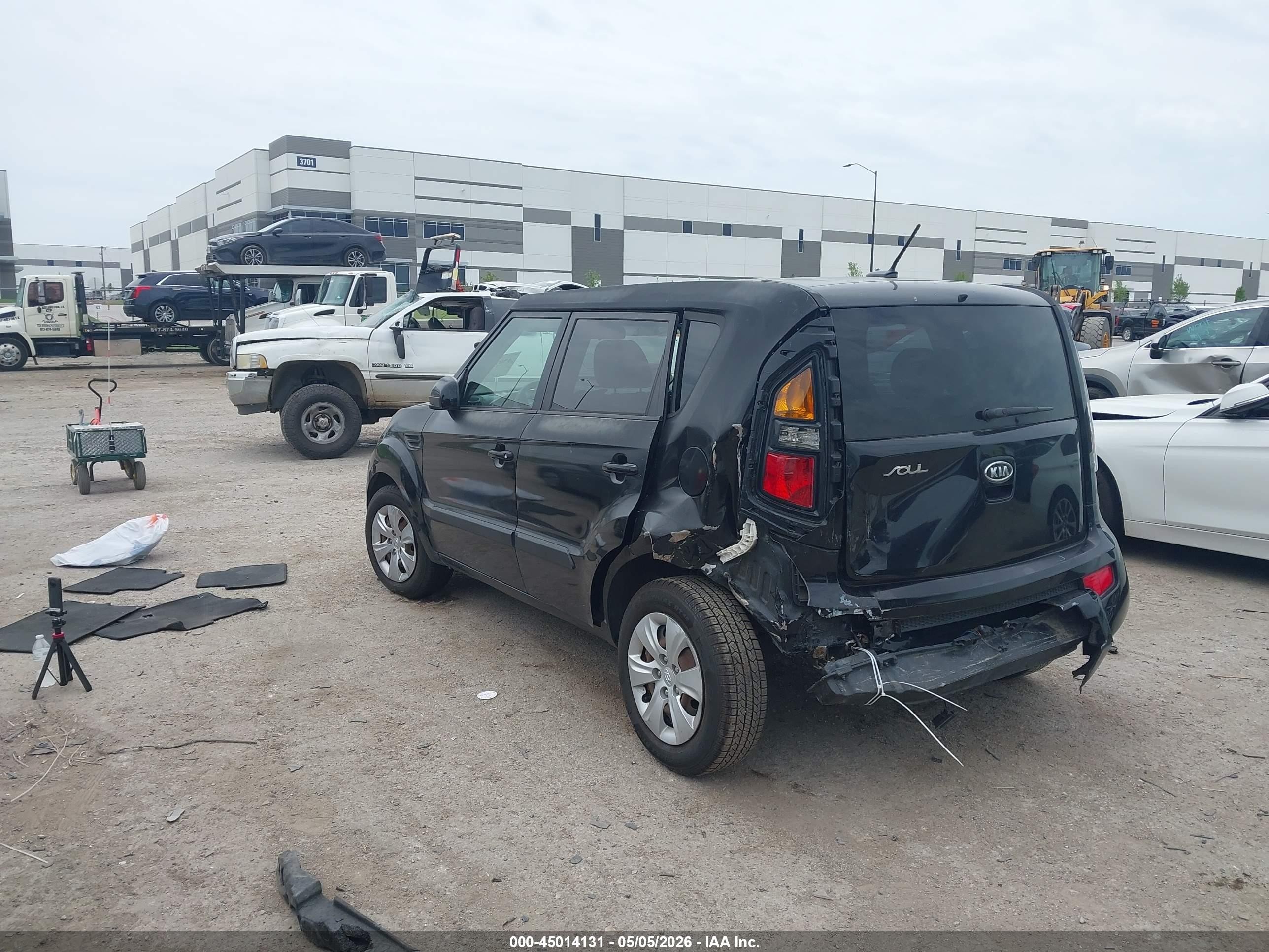 2011 Kia Soul + Черный vin: KNDJT2A24B7225765