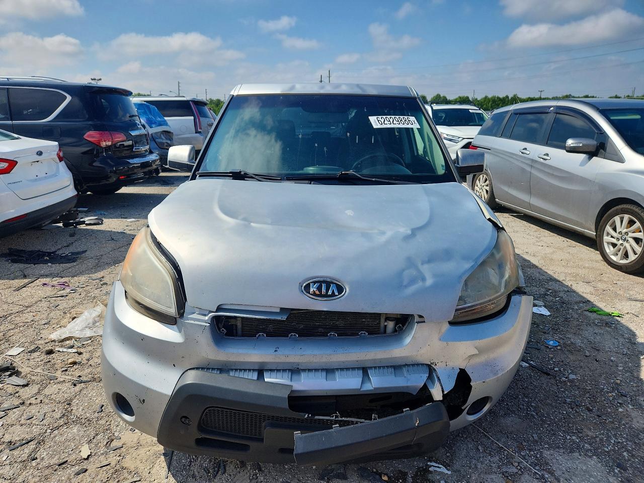 2011 Kia Soul + Silver vin: KNDJT2A24B7262802