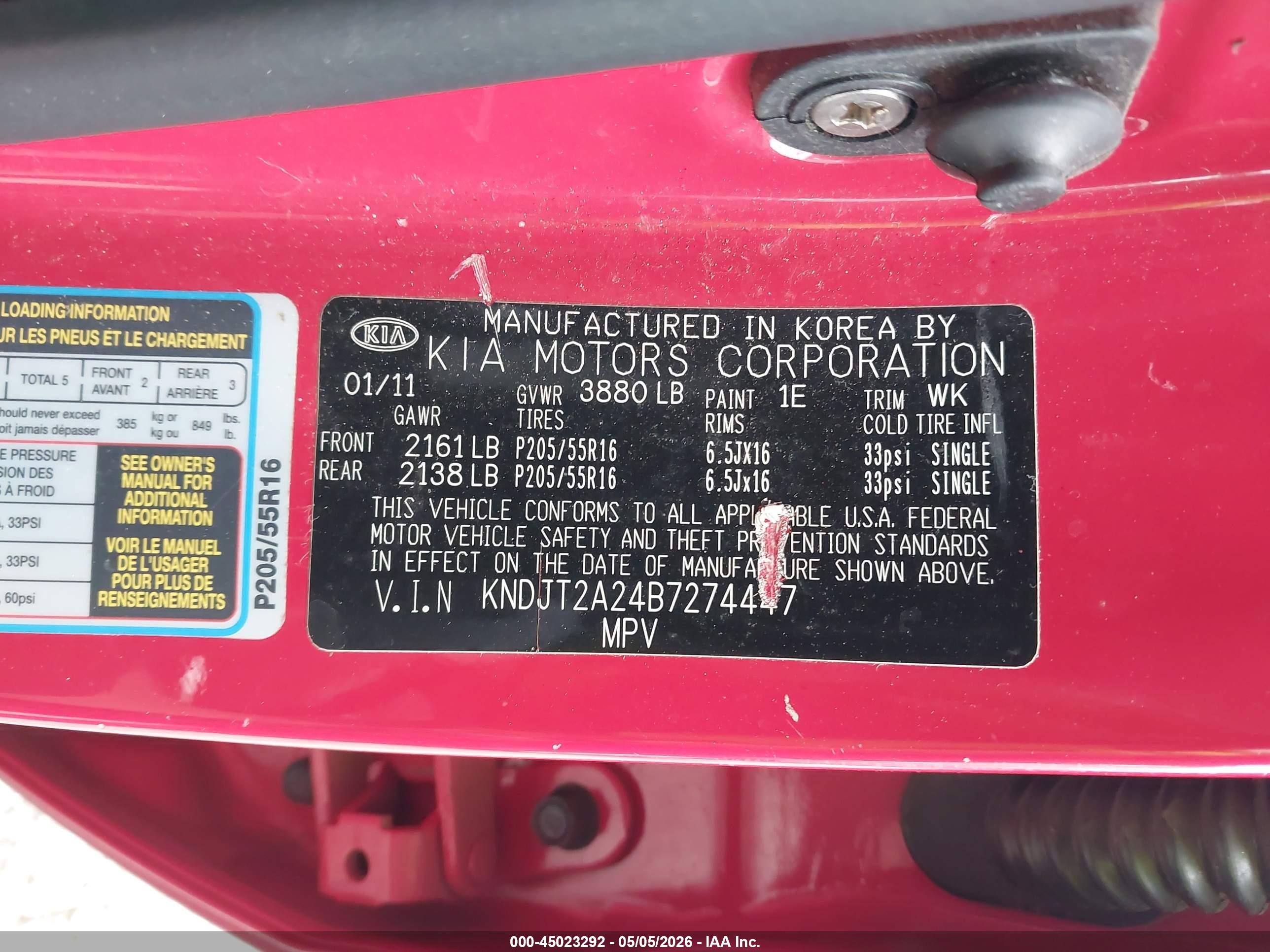 2011 Kia Soul + Red vin: KNDJT2A24B7274447