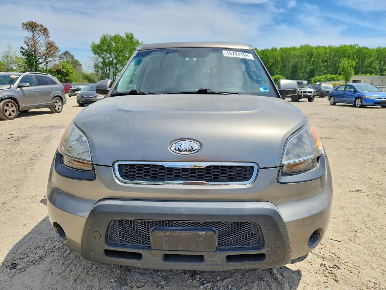 2011 Kia Soul + Silver vin: KNDJT2A24B7307074