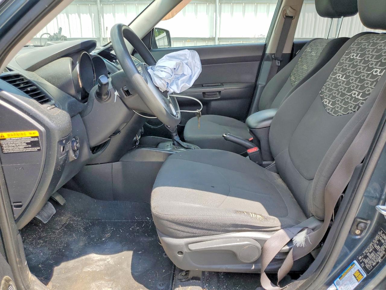 2011 Kia Soul Blue vin: KNDJT2A24B7331732