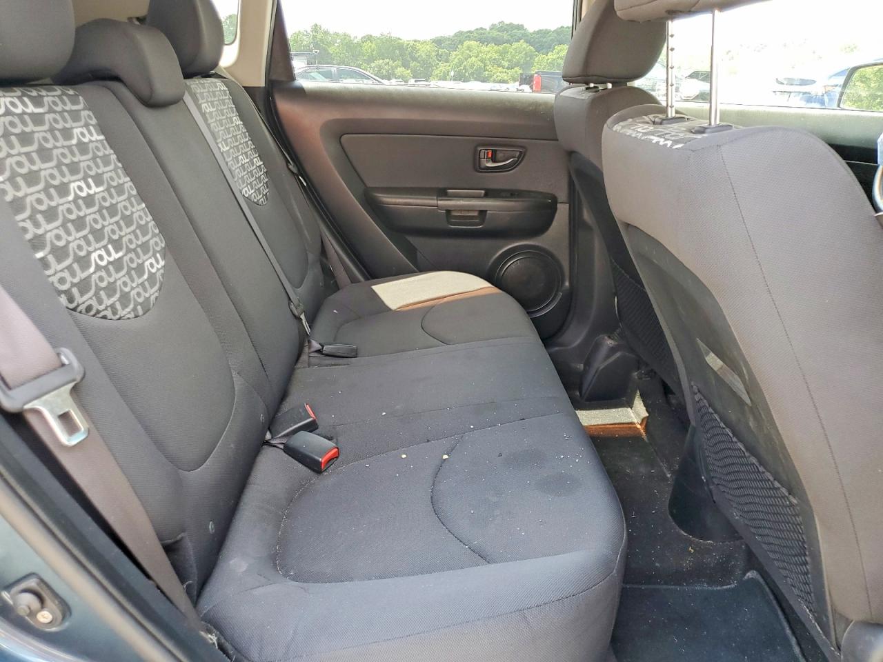 2011 Kia Soul Blue vin: KNDJT2A24B7331732