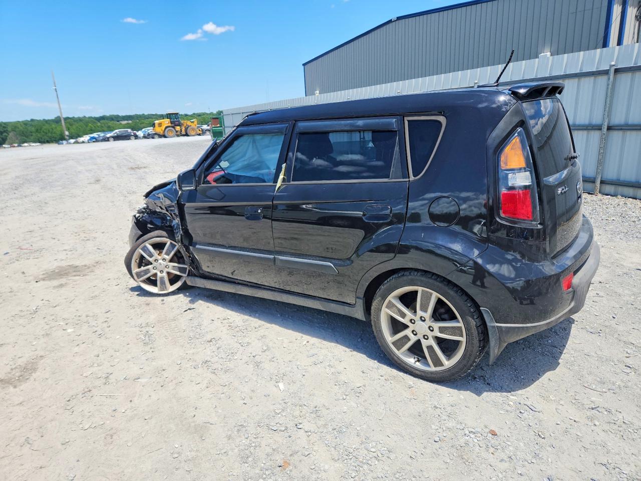 2010 Kia Soul + Black vin: KNDJT2A25A7036265
