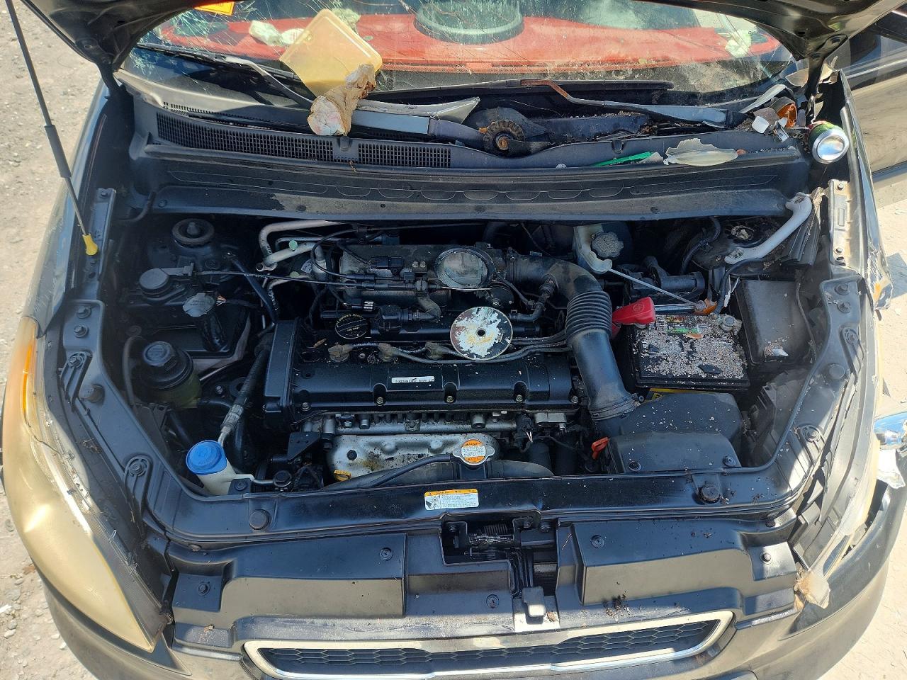 2010 Kia Soul + Black vin: KNDJT2A25A7036265