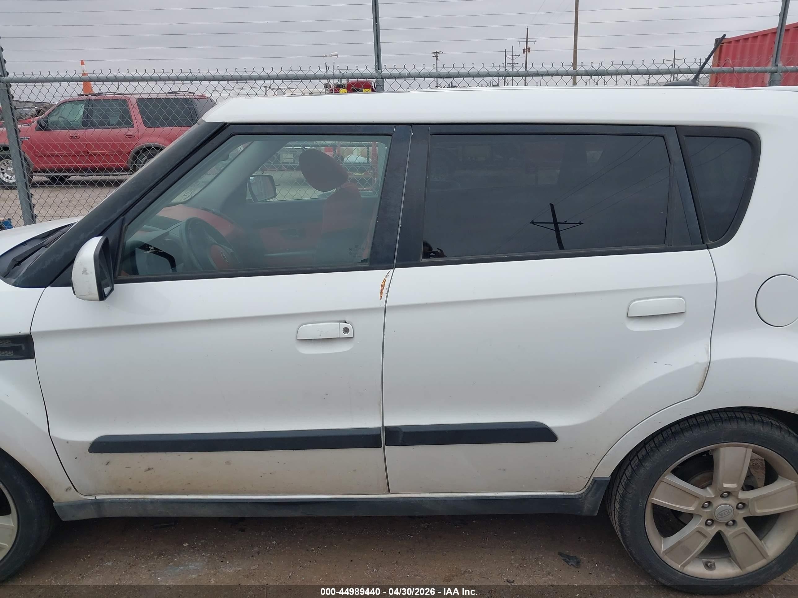 2010 Kia Soul Sport White vin: KNDJT2A25A7036735