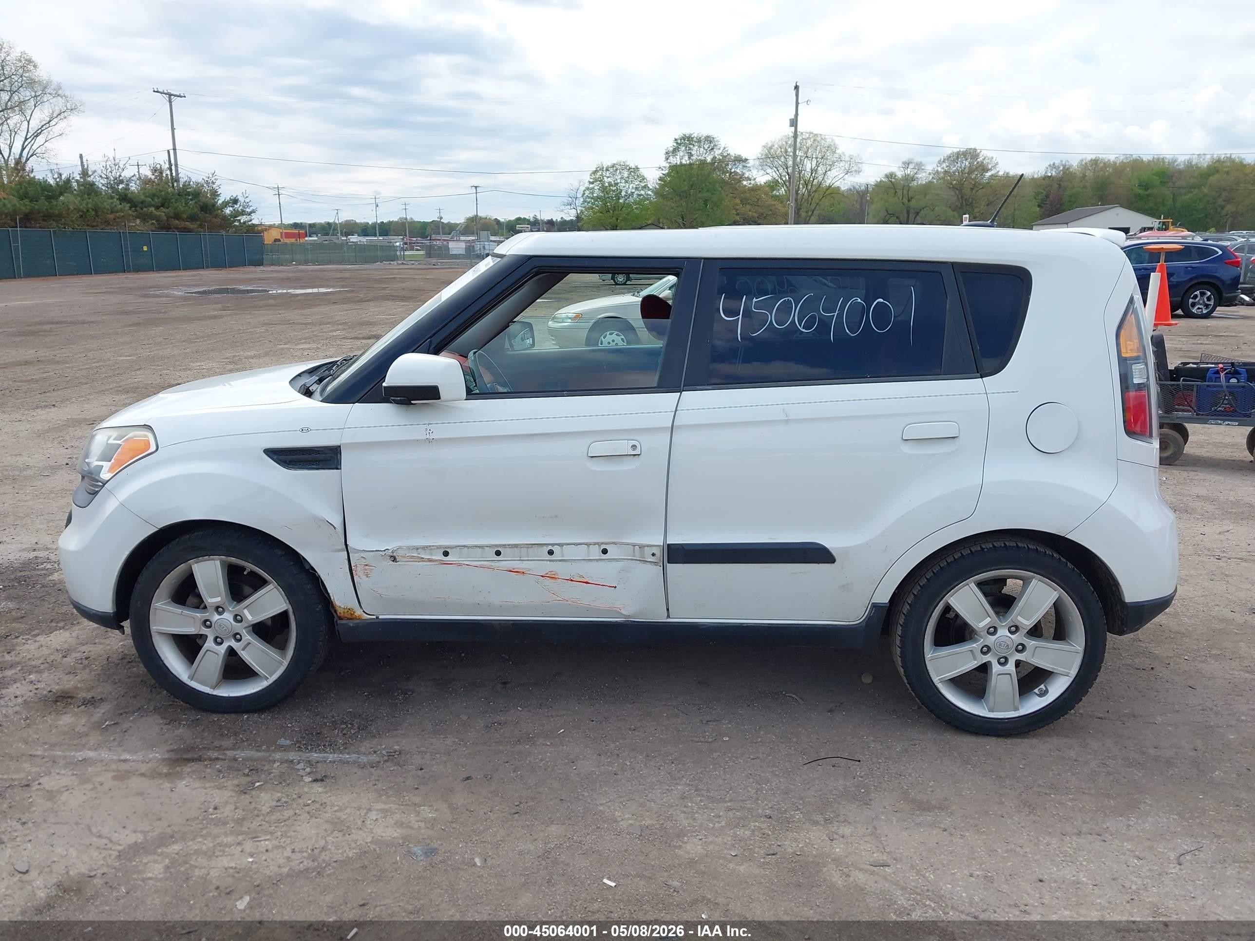 2010 Kia Soul Sport Белый vin: KNDJT2A25A7066107