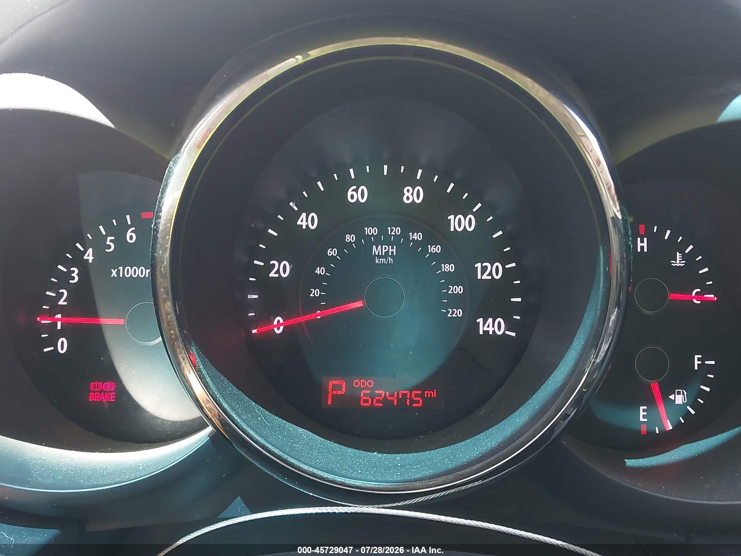 2010 Kia Soul + Белый vin: KNDJT2A25A7115984