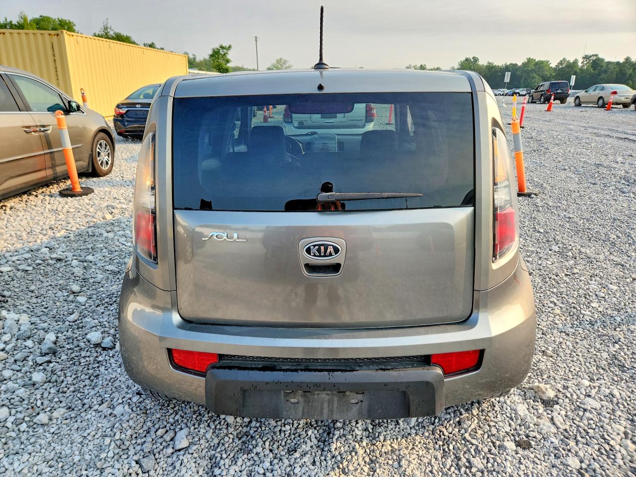 2010 Kia Soul + Серый vin: KNDJT2A25A7172413