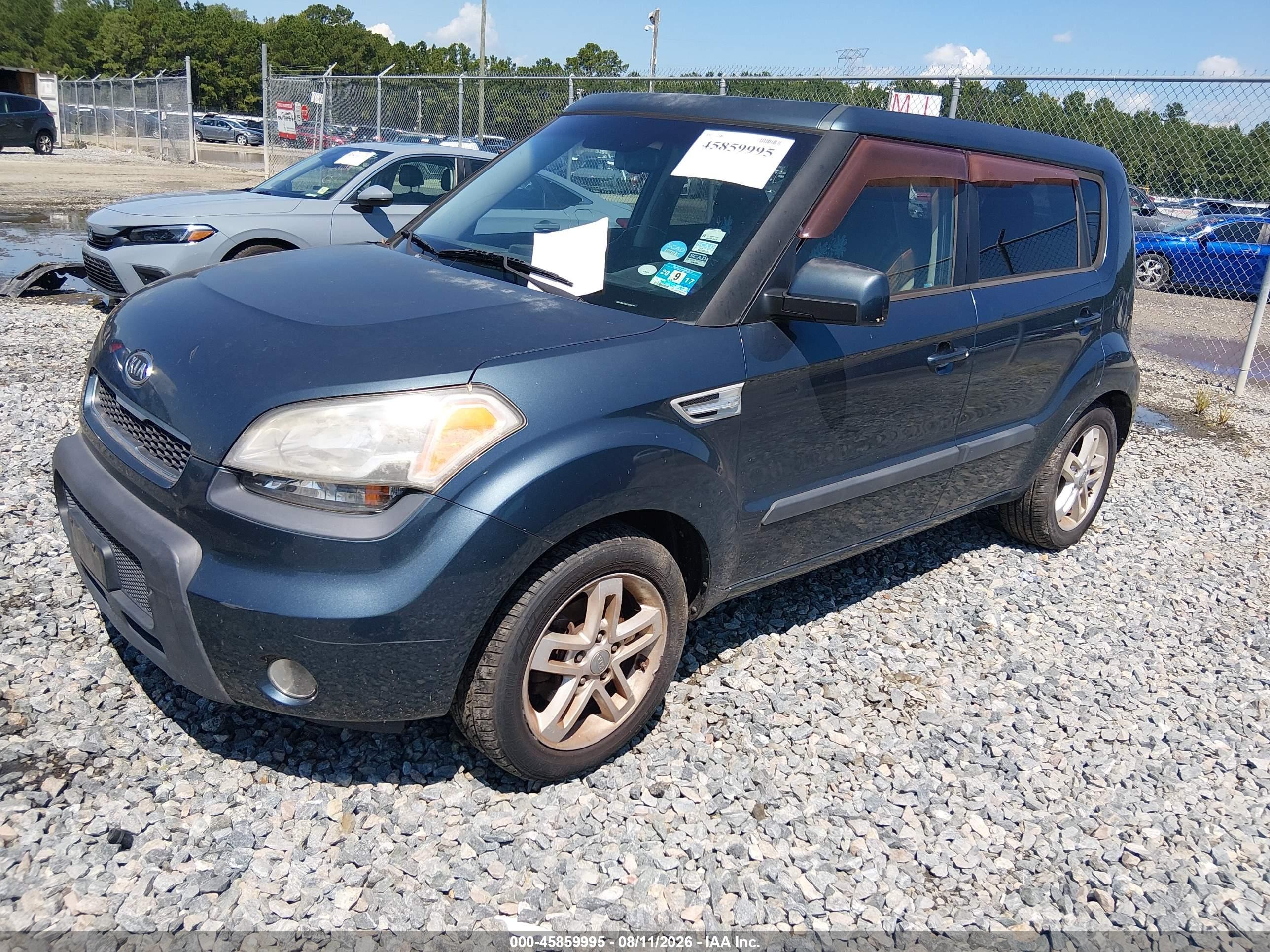 2011 Kia Soul + Синий vin: KNDJT2A25B7197782