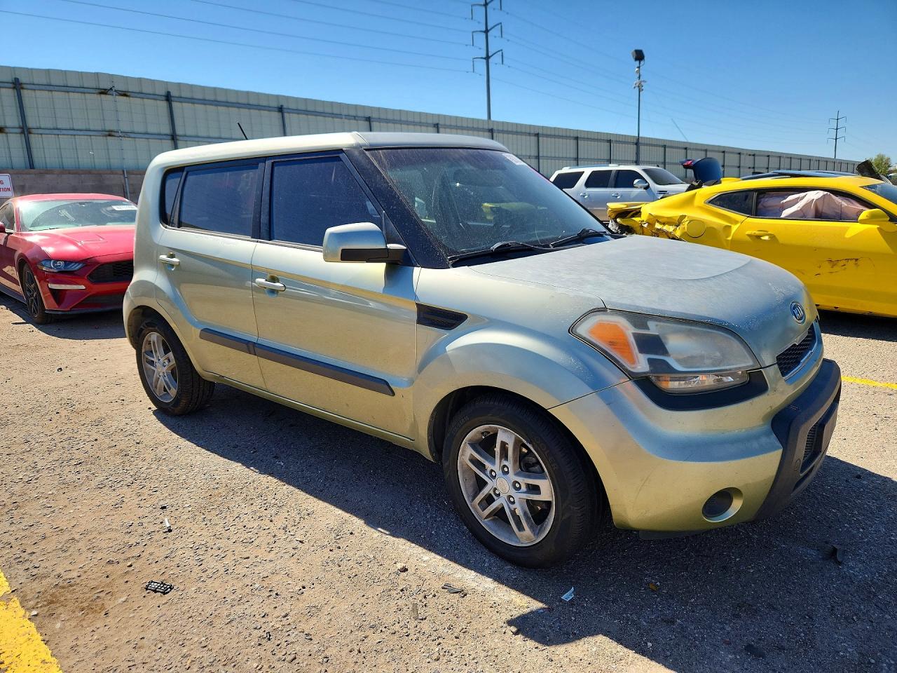 2011 Kia Soul + Зеленый vin: KNDJT2A25B7235138
