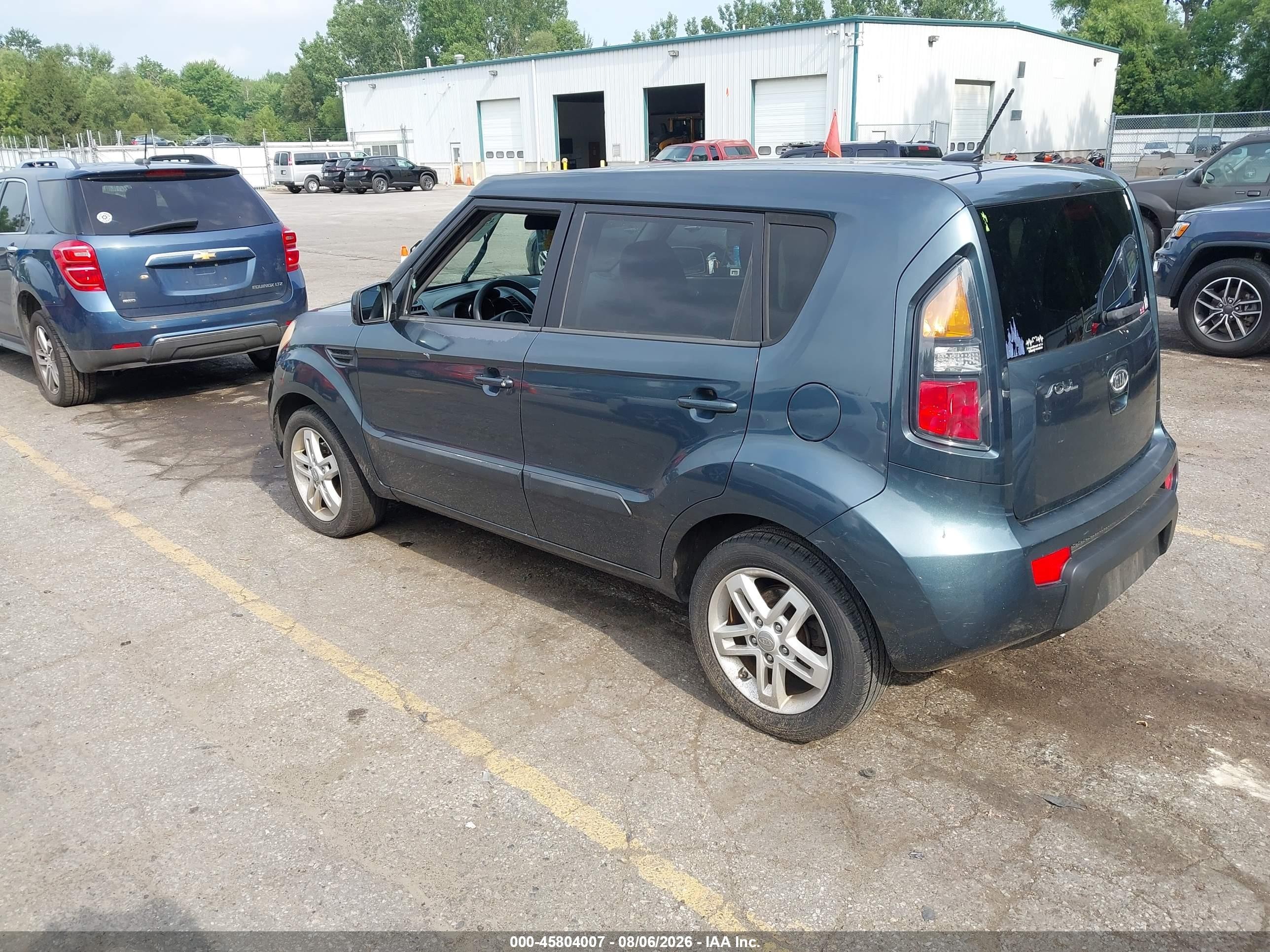 2011 Kia Soul + Серый vin: KNDJT2A25B7251744