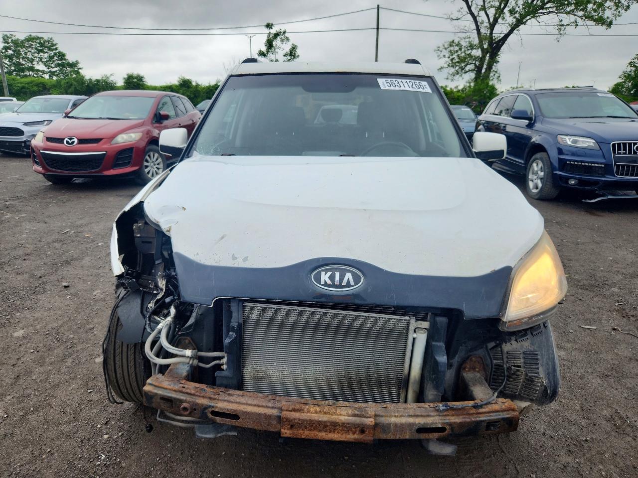 2011 Kia Soul + White vin: KNDJT2A25B7276076