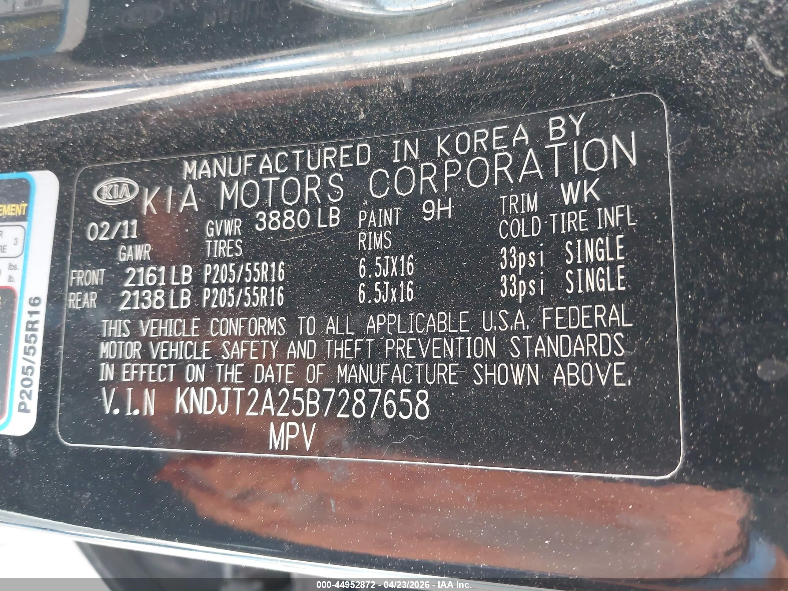2011 Kia Soul + Black vin: KNDJT2A25B7287658
