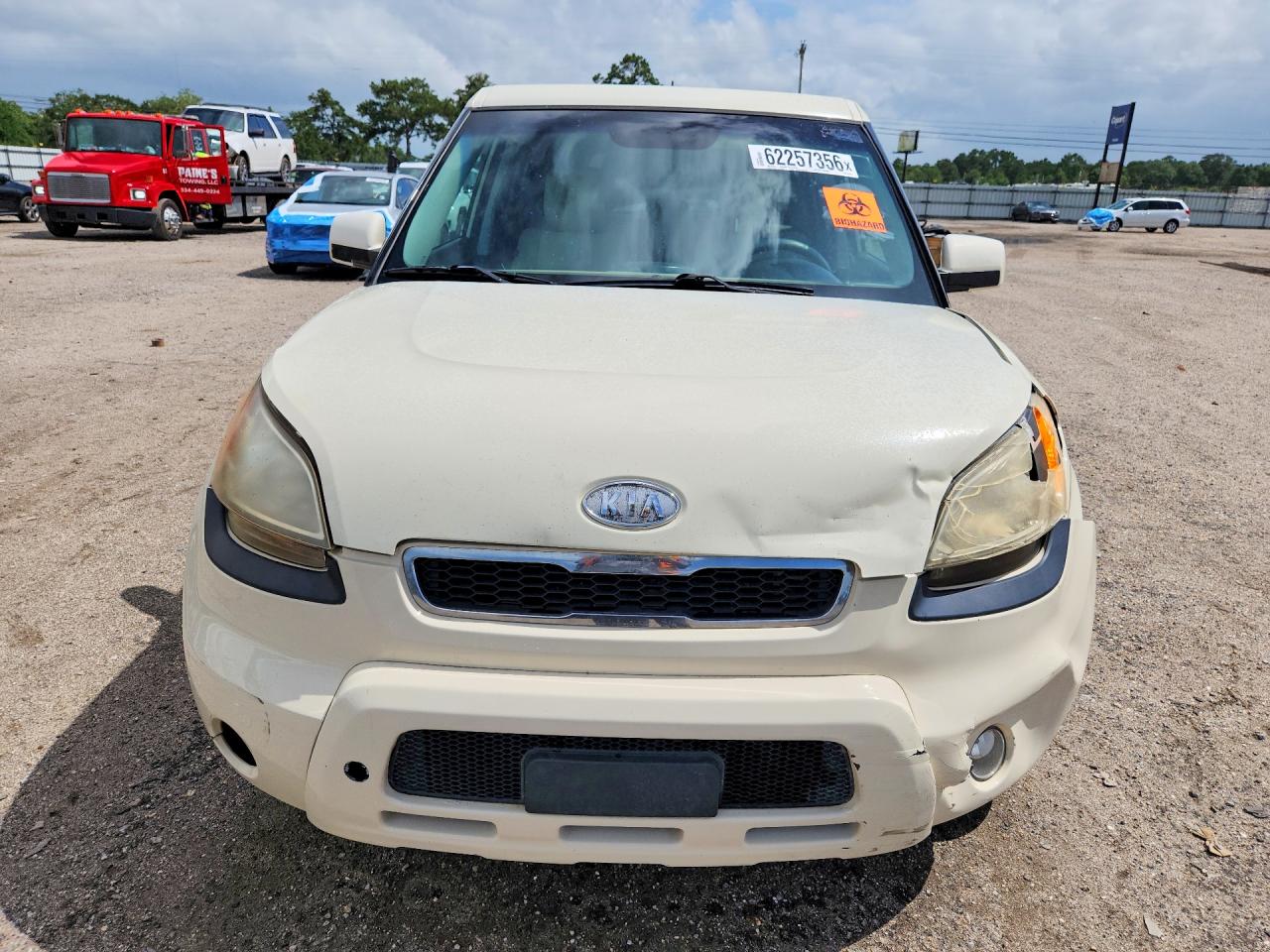 2011 Kia Soul ! Cream vin: KNDJT2A25B7321615