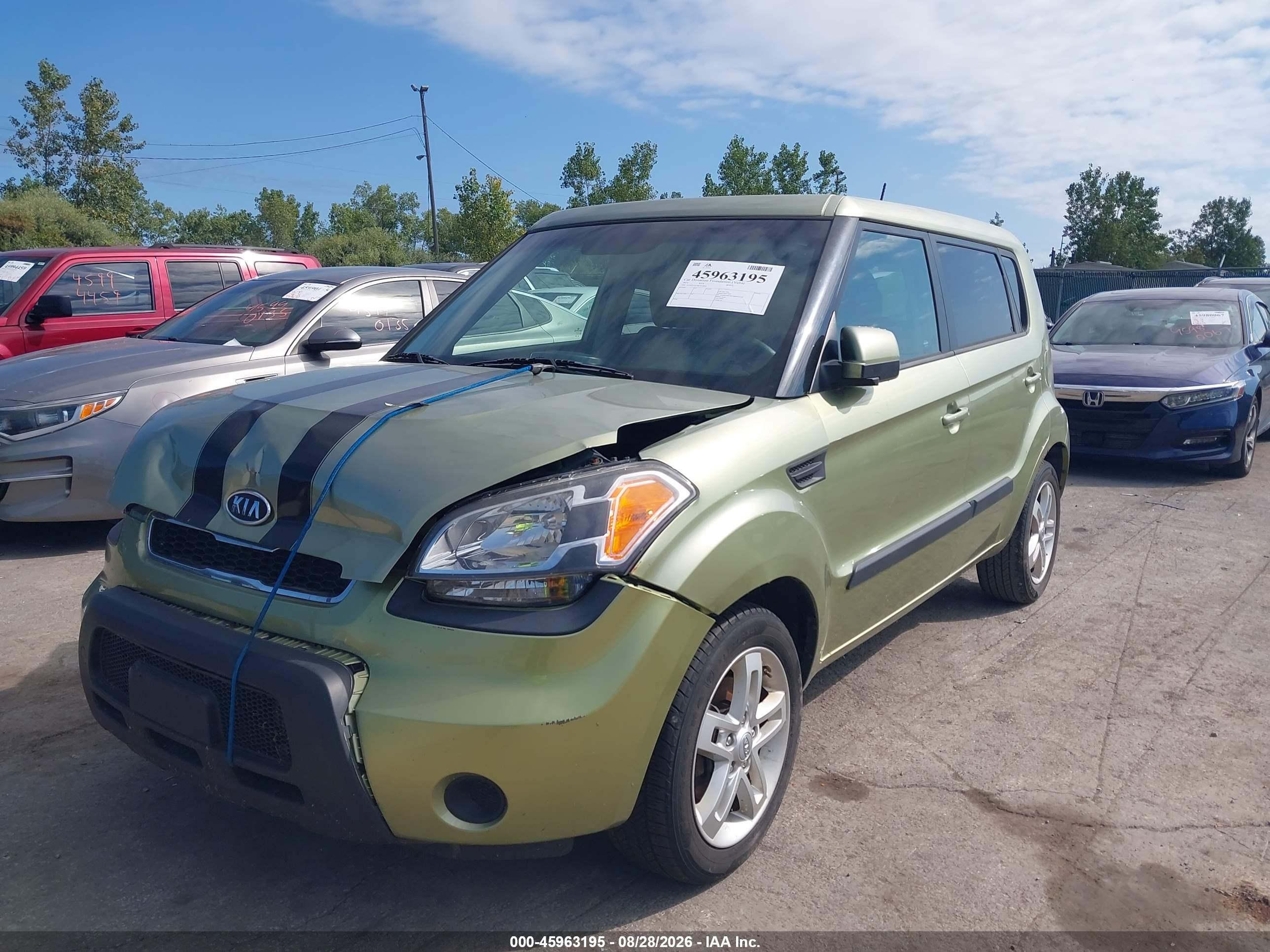 2011 Kia Soul + Green vin: KNDJT2A25B7332954
