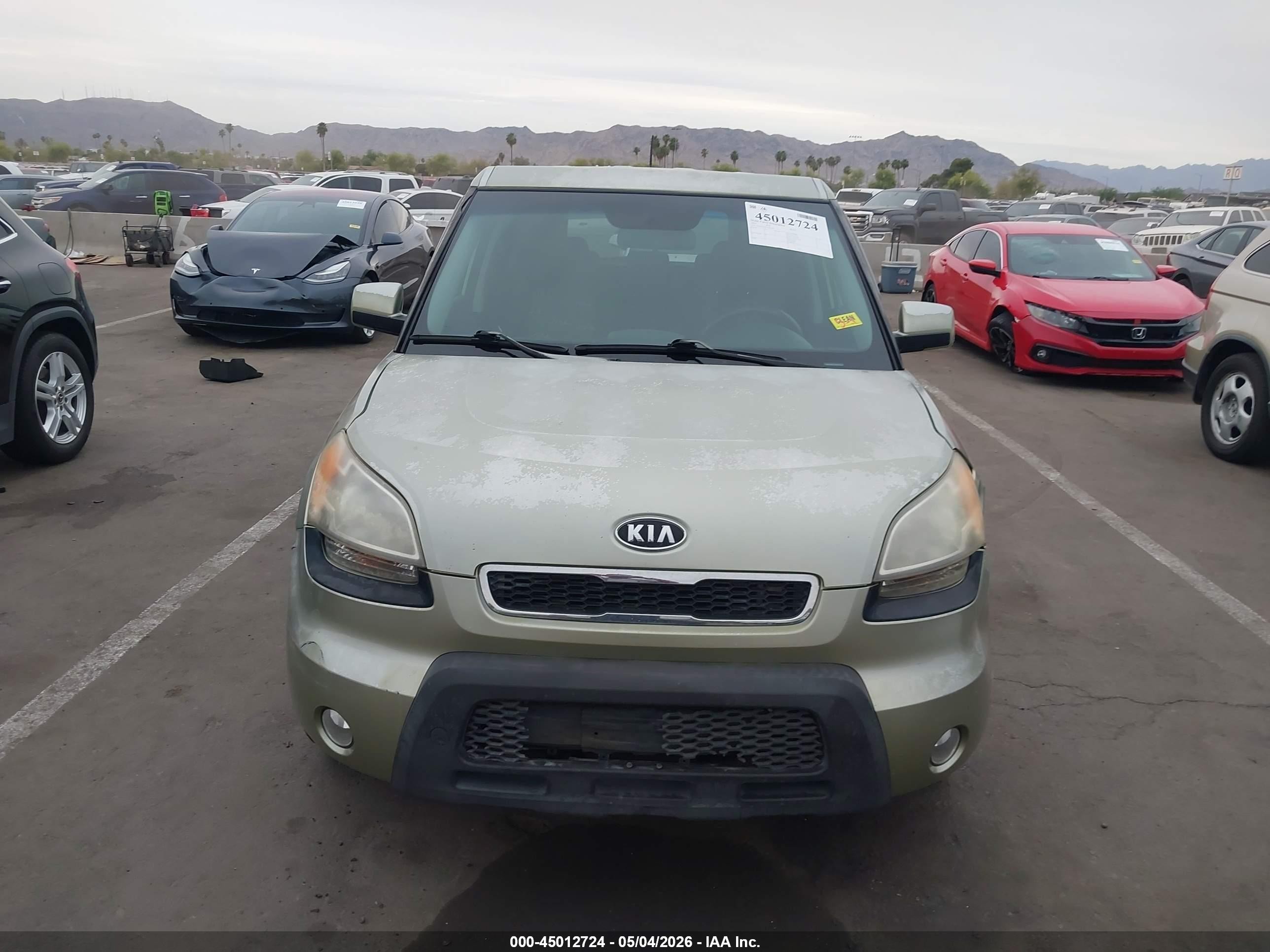 2010 Kia Soul + Green vin: KNDJT2A26A7077584