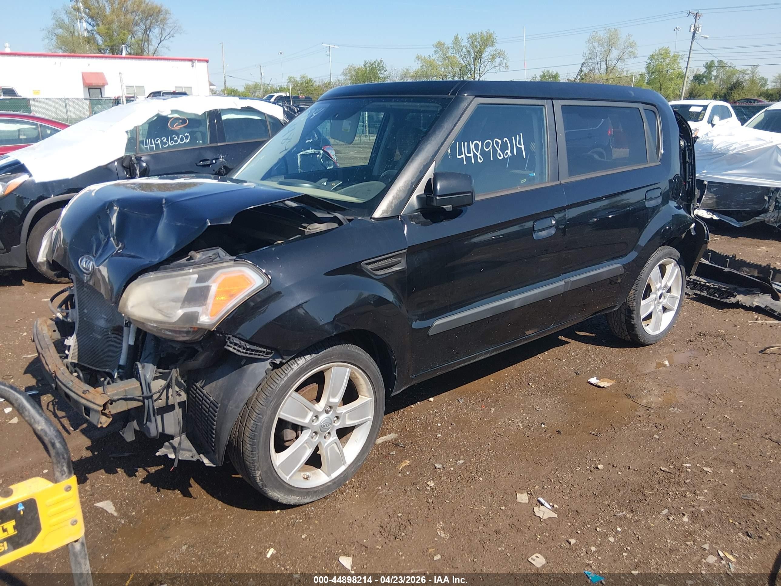 2010 Kia Soul ! Black vin: KNDJT2A26A7182965