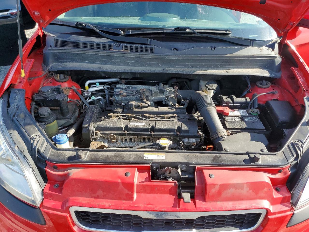 2011 Kia Soul + Red vin: KNDJT2A26B7197550